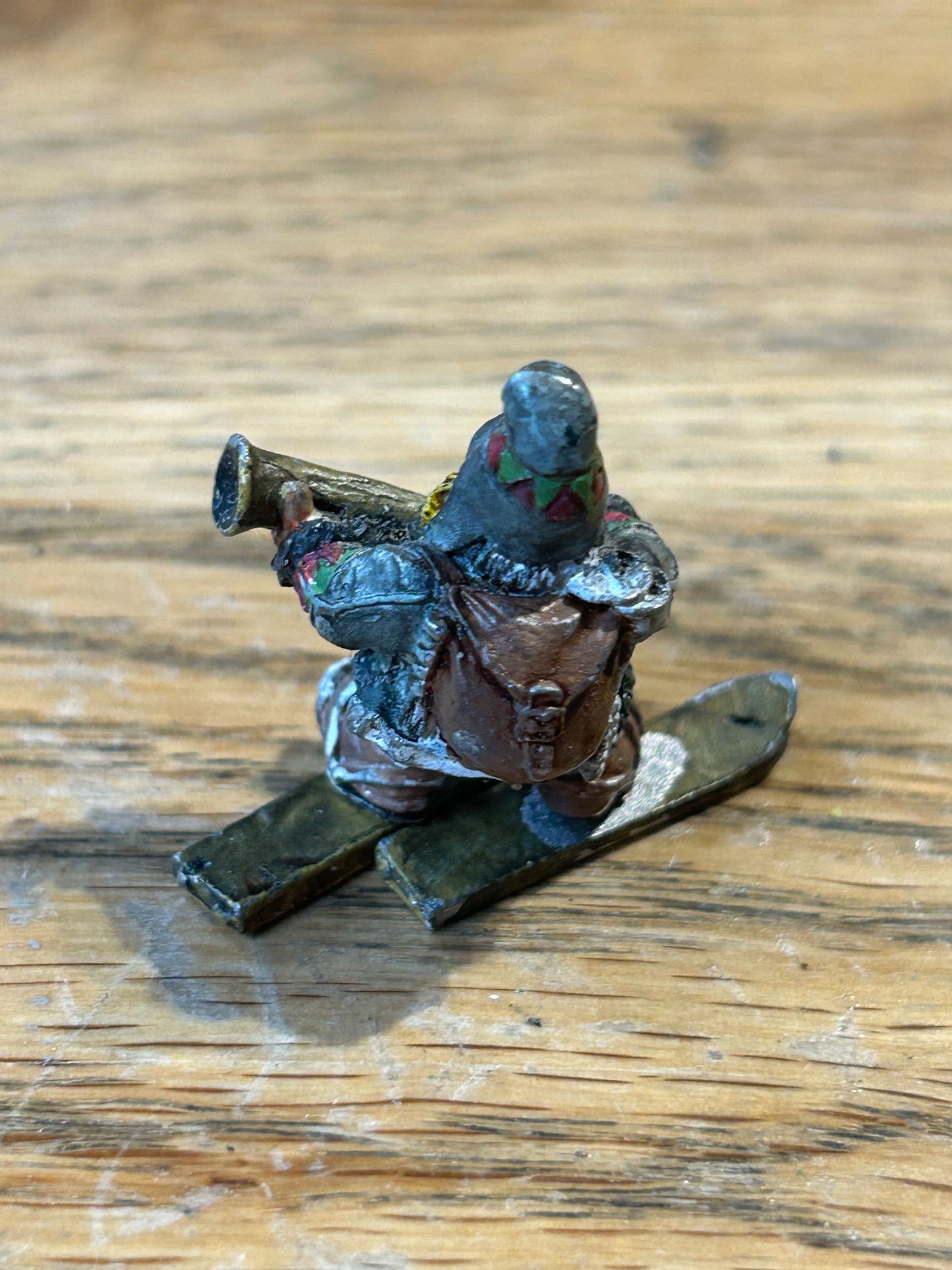 Citadel Games Workshop metal Warhammer Limited Edition Alpine Ski Dwarf