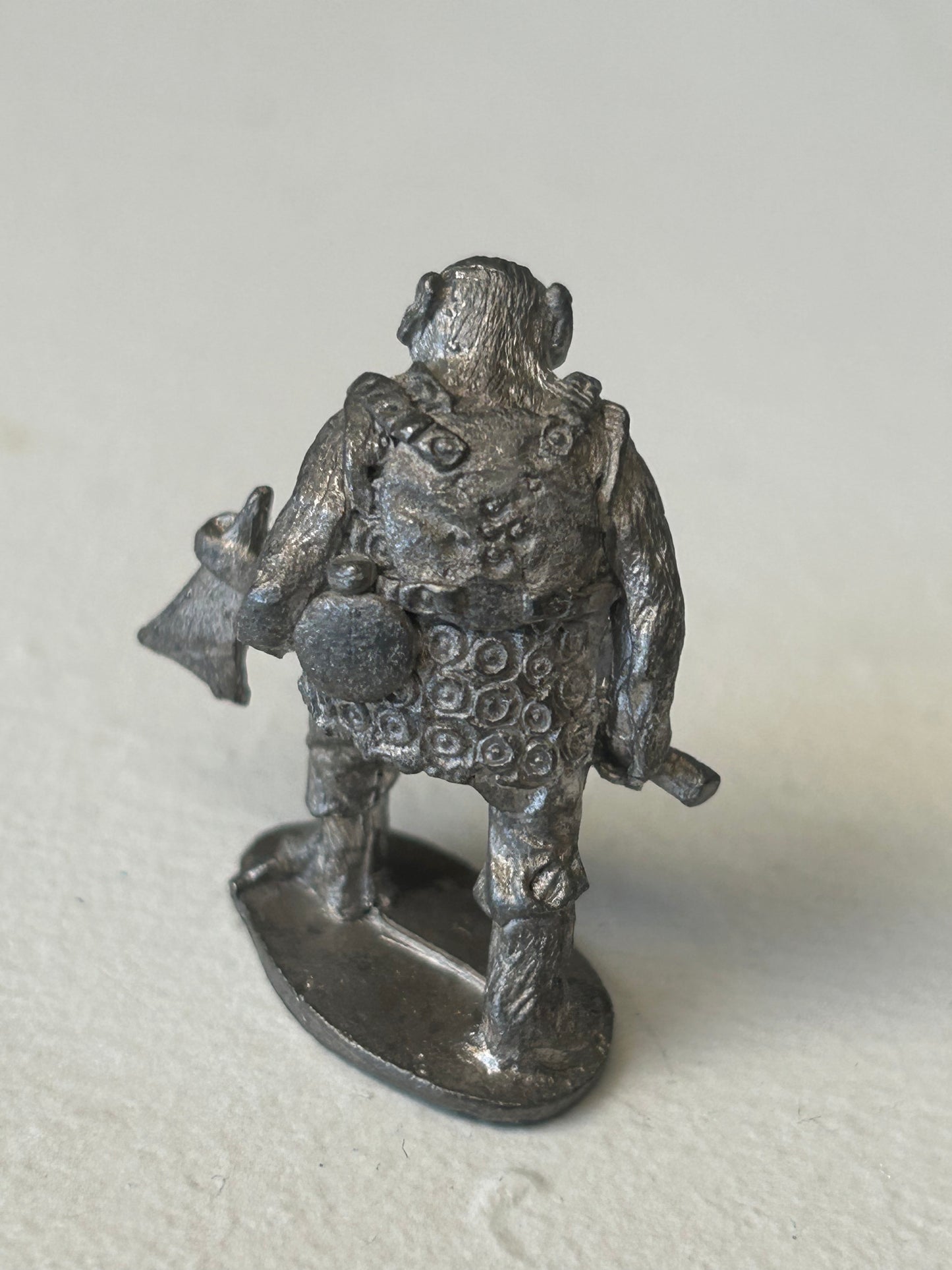 Chronicle miniatures CM3A (v4)
Bugbear w. 2-handed Weapon - Axe