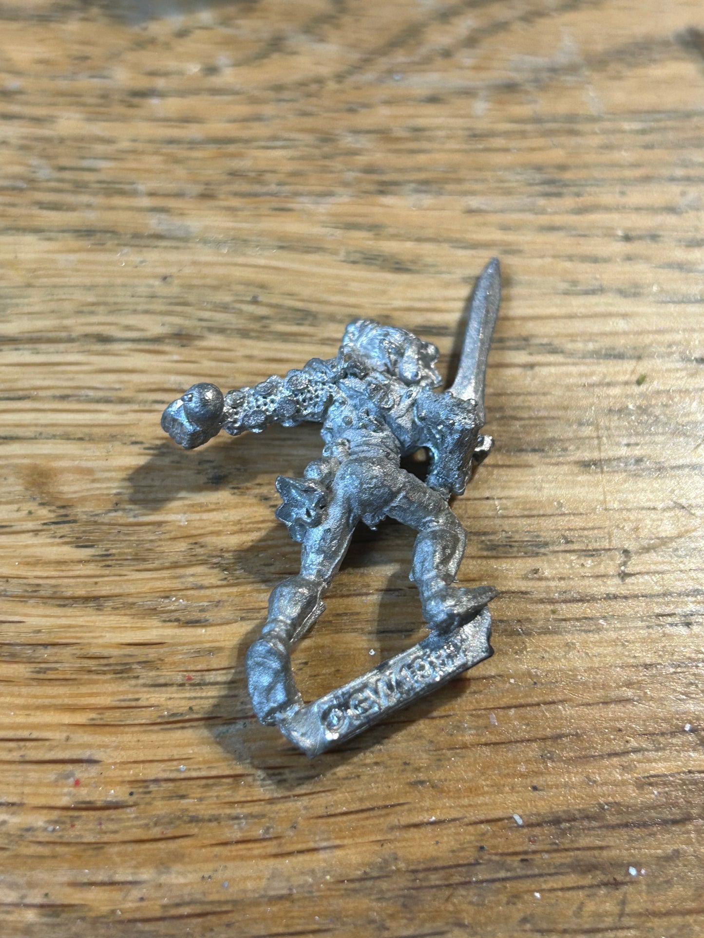 Warhammer Fantasy old world wood elf wardancer with sword