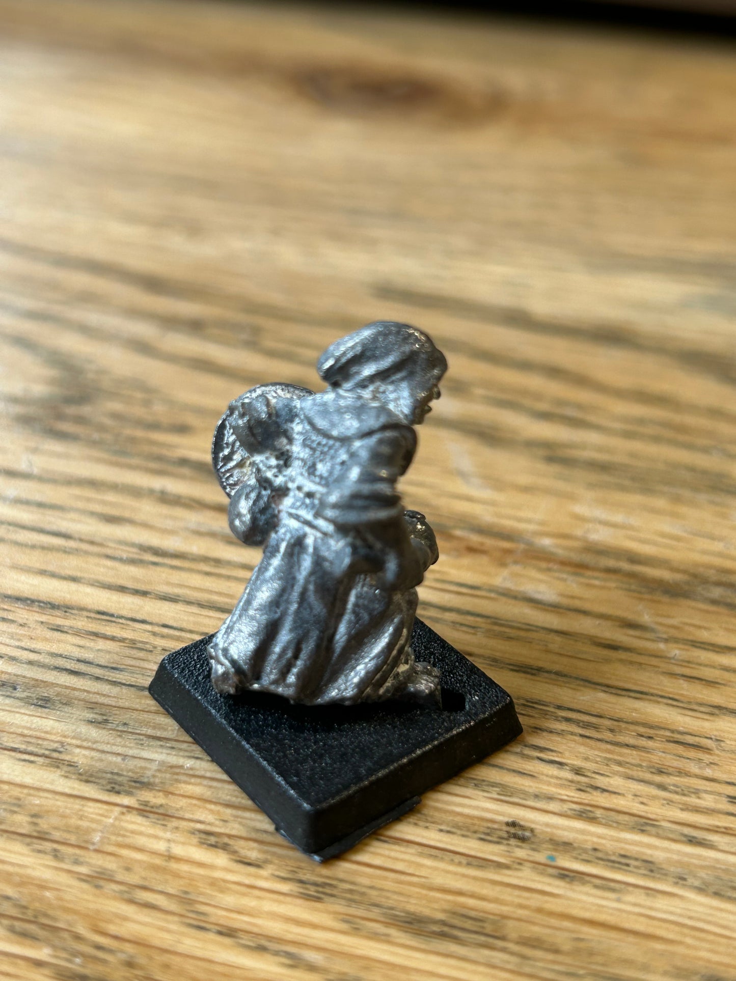 Warhammer Fantasy C03 Cleric Red Robe Metal empire