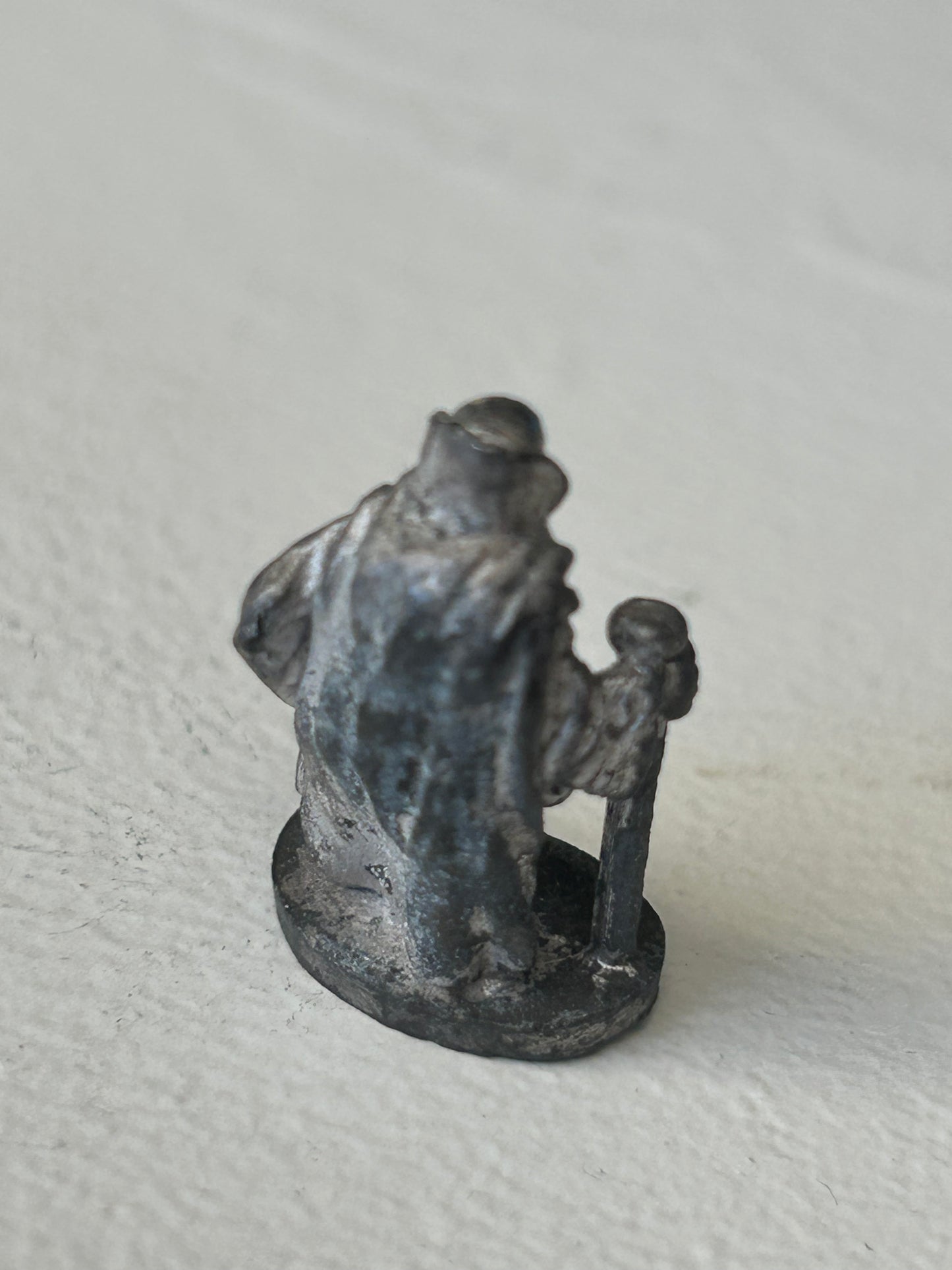 Chronicle miniatures CF26
Gnome Fighter/Illusionist