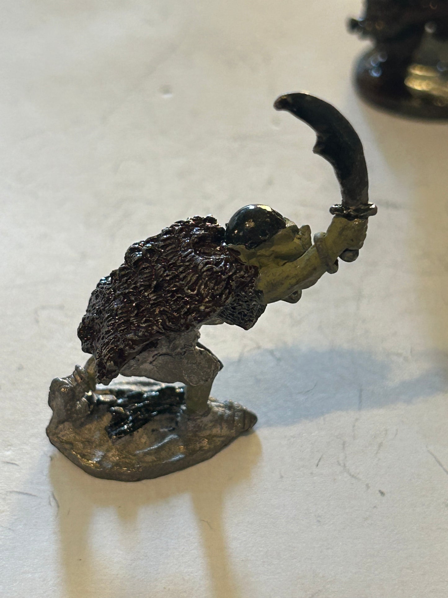 Citadel - Pre Slotta - Warhammer - C15 armoured Orc Warrior chieftain with sword and flail