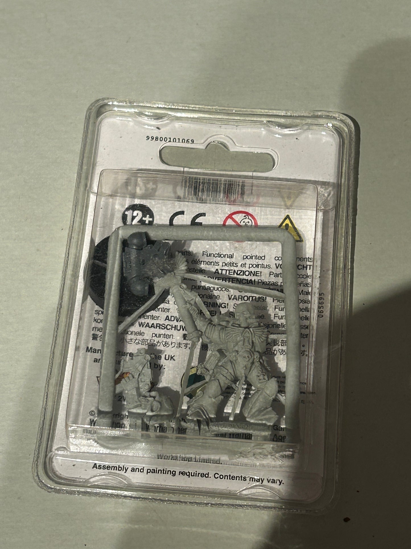 Warhammer 40K Space Marine Chaplain with Skull Helmet (Brand new in Blister)