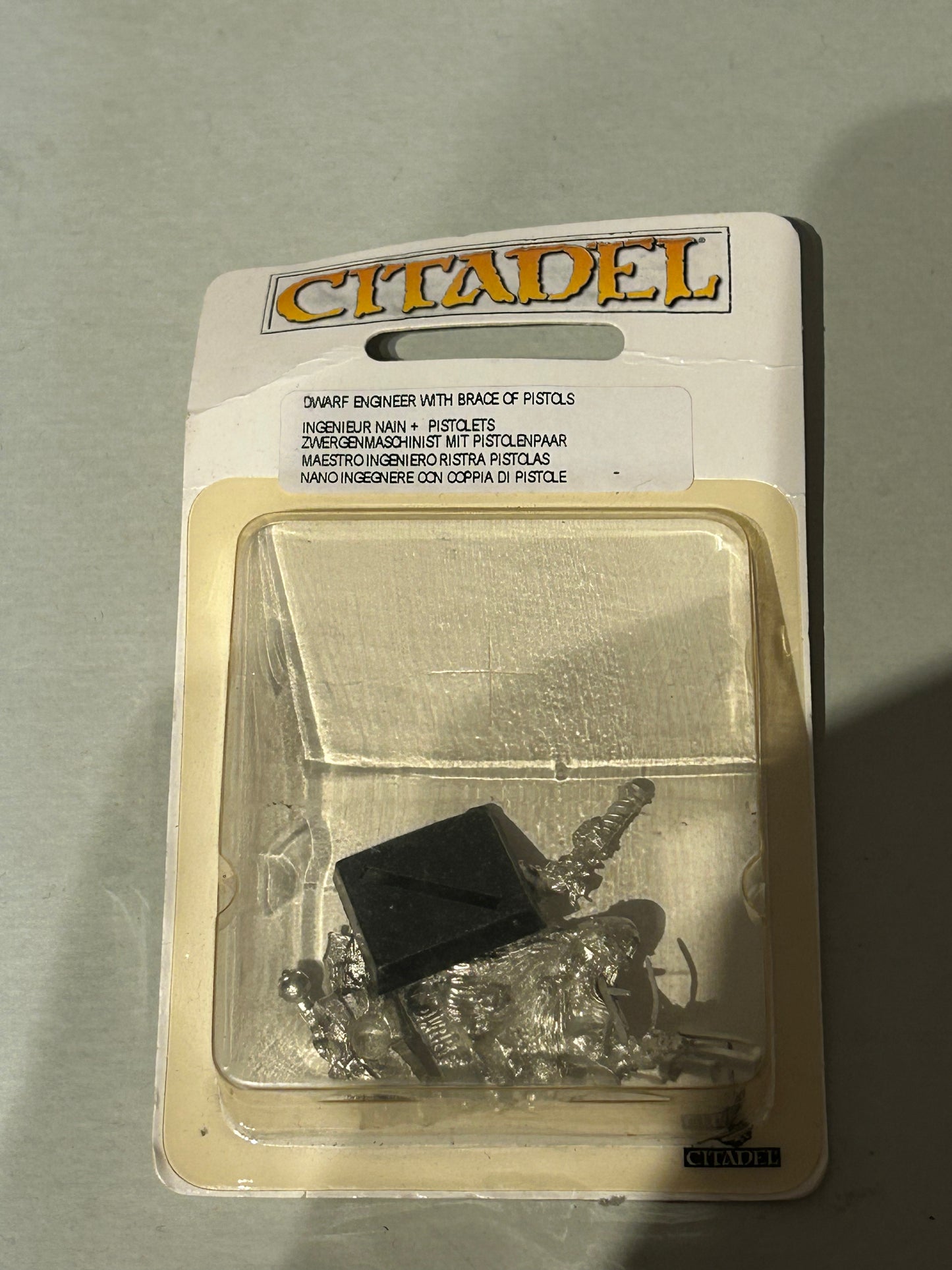 DWARf ENGINEER with brace of pistol Metal warhammer fantasy sealed blister