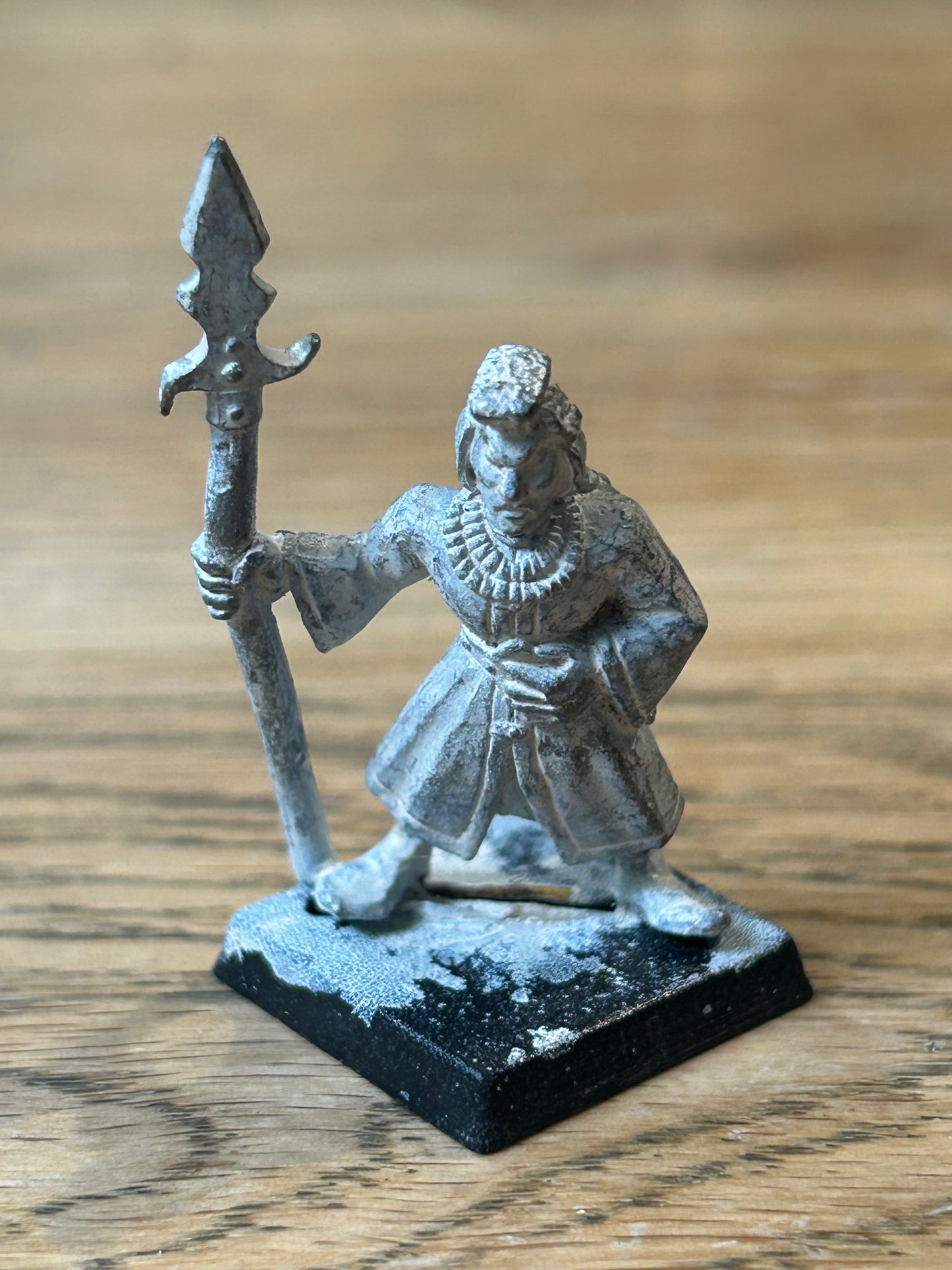 Warhammer Fantasy old world marauder miniatures wood elf with spear WE28