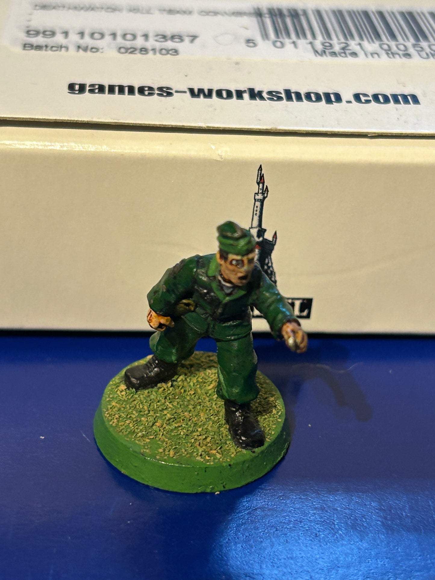 Warhammer 40k Astra Militarum Imperial Guard - Basilisk Tank Crew (oop metal)