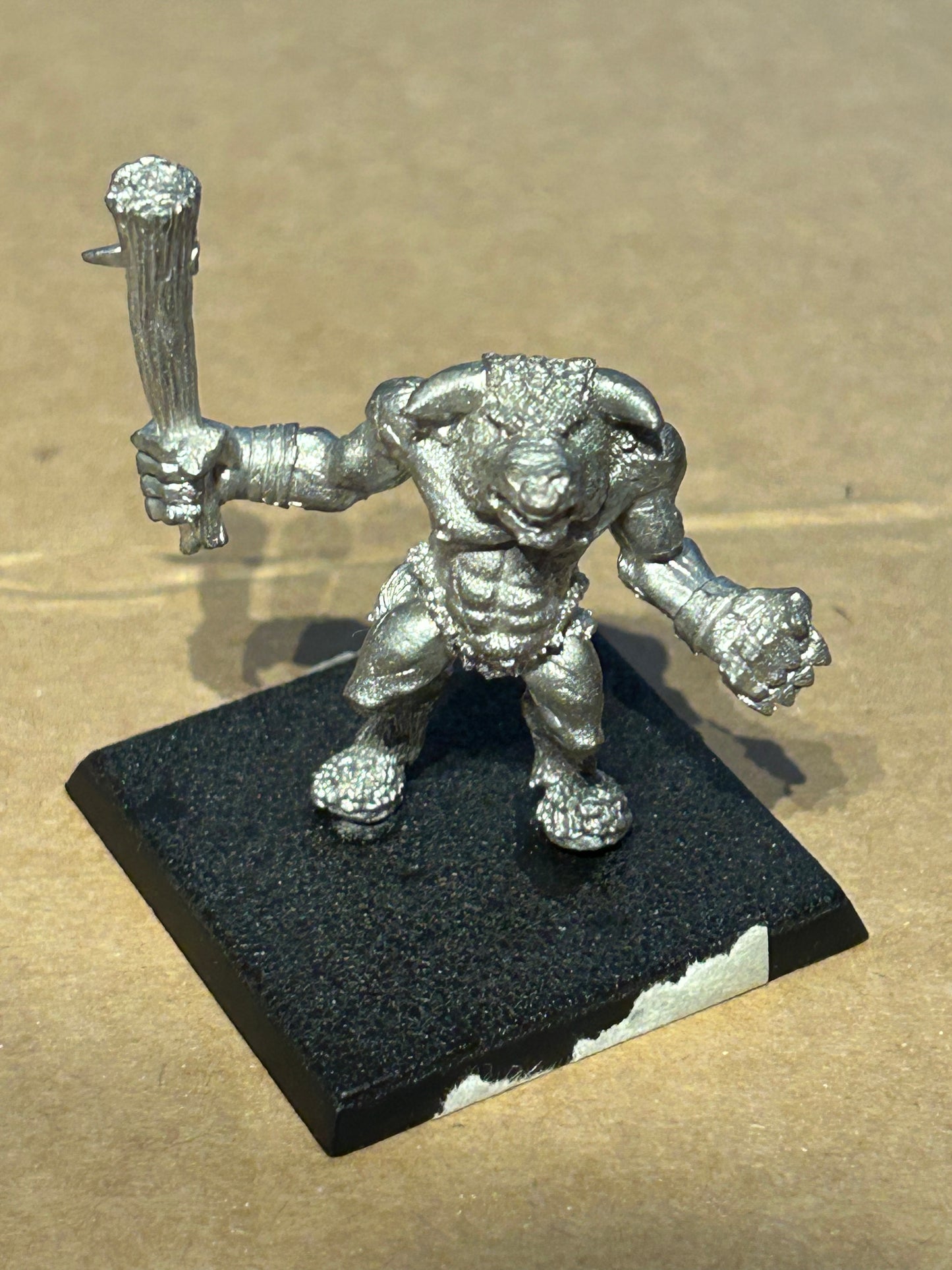 Citadel Warhammer 80s Marauder MM42 Minotaur A with spiked club