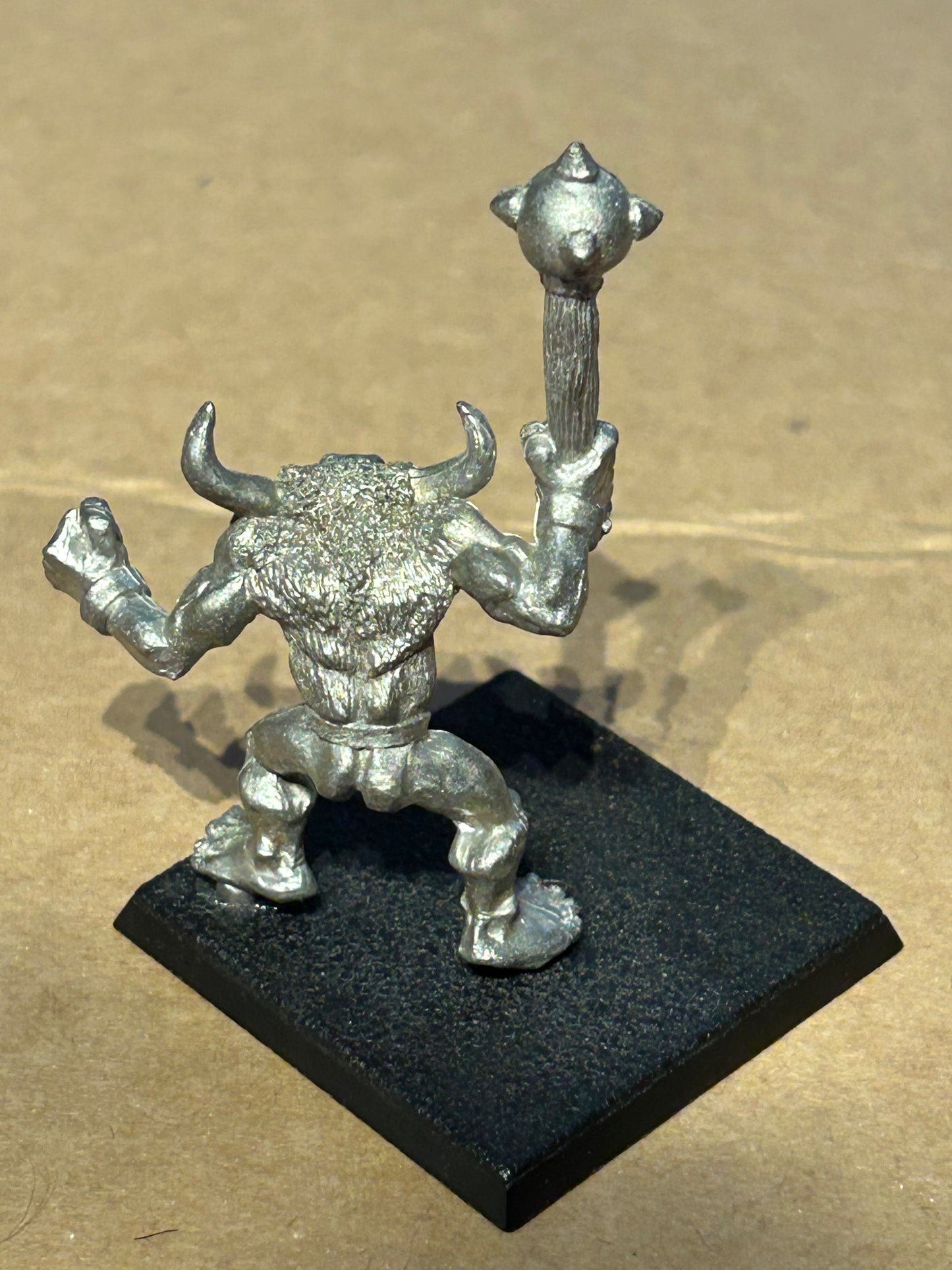 Citadel Warhammer 80s Marauder MM42 Minotaur B with mace