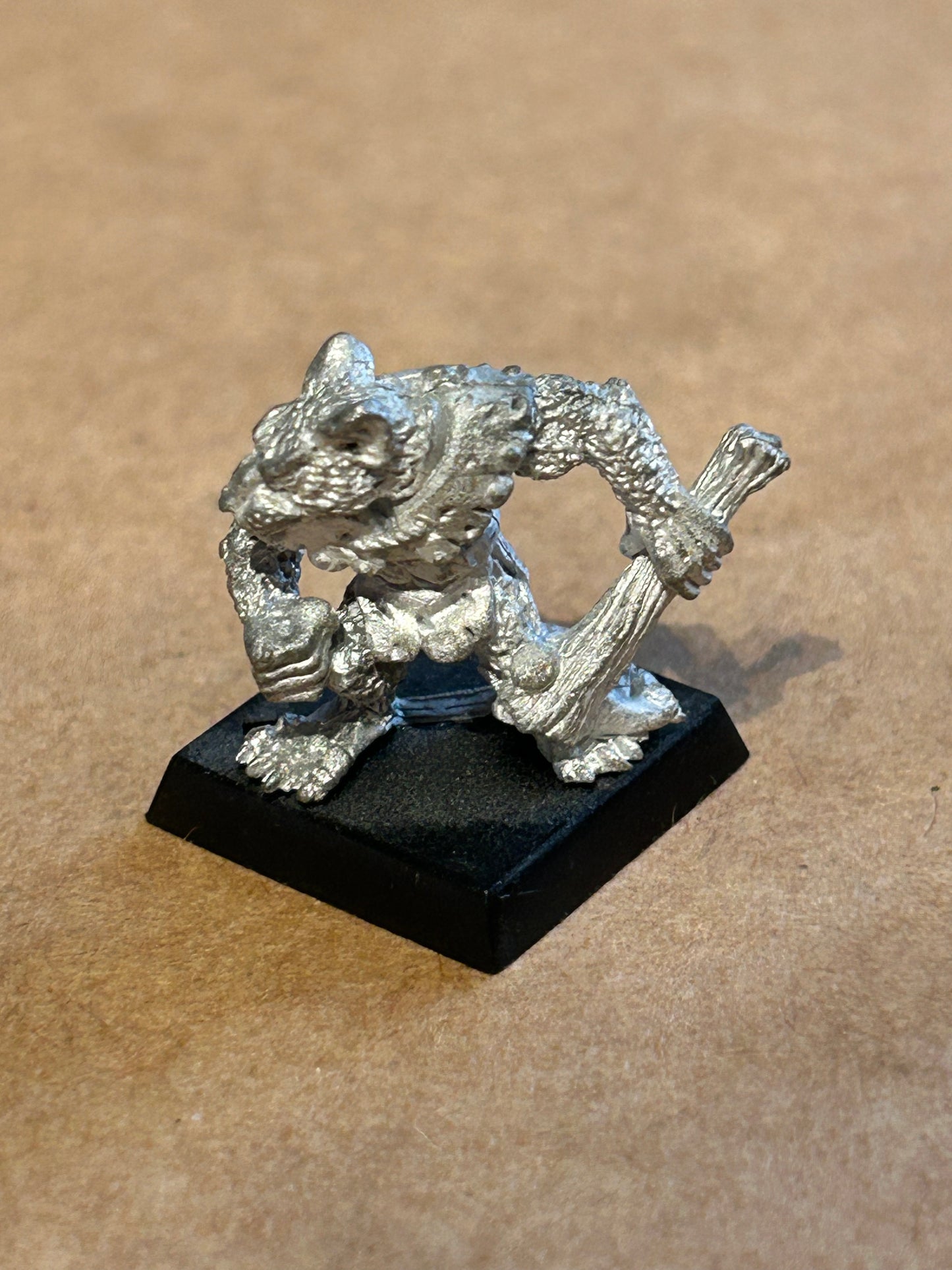 Warhammer fantasy skaven Servyle slave c47 (4 available)