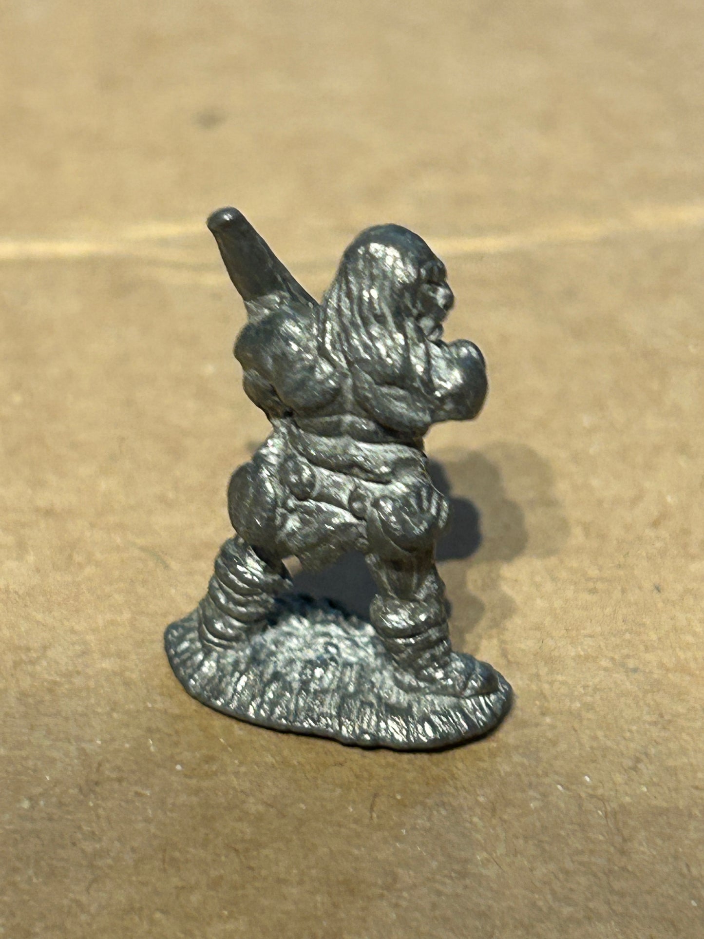 Barbarian w. Two-handed Sword
FA9 warhammer fantasy adventurers
