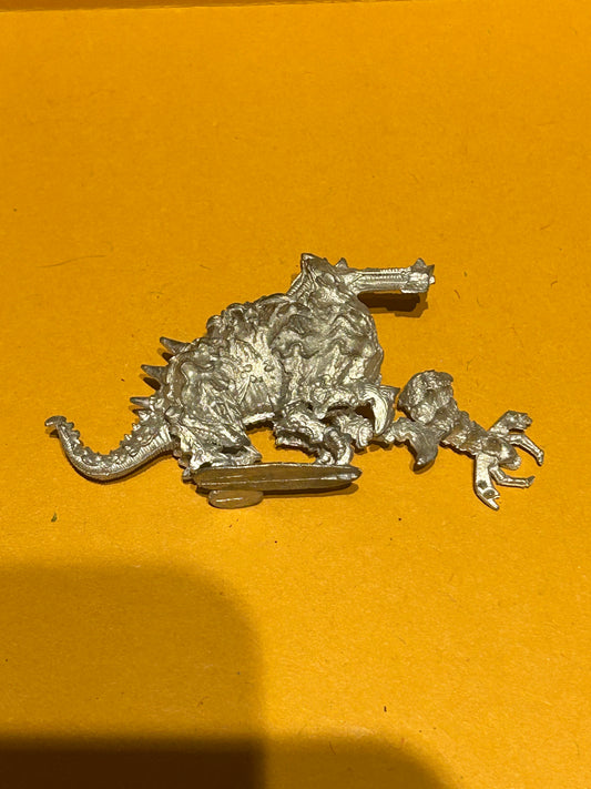 Epic space marine Tyranid Dominatrix