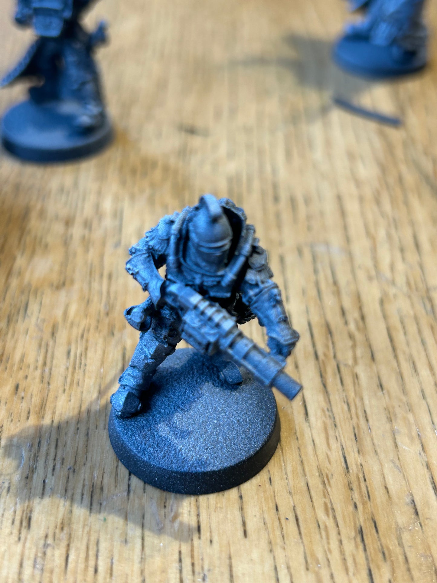 Forgeworld Oop Solar Auxilia Tactical Command Squad Warhammer (leader has broken his sword but the broken part is there to be fixed if possible)