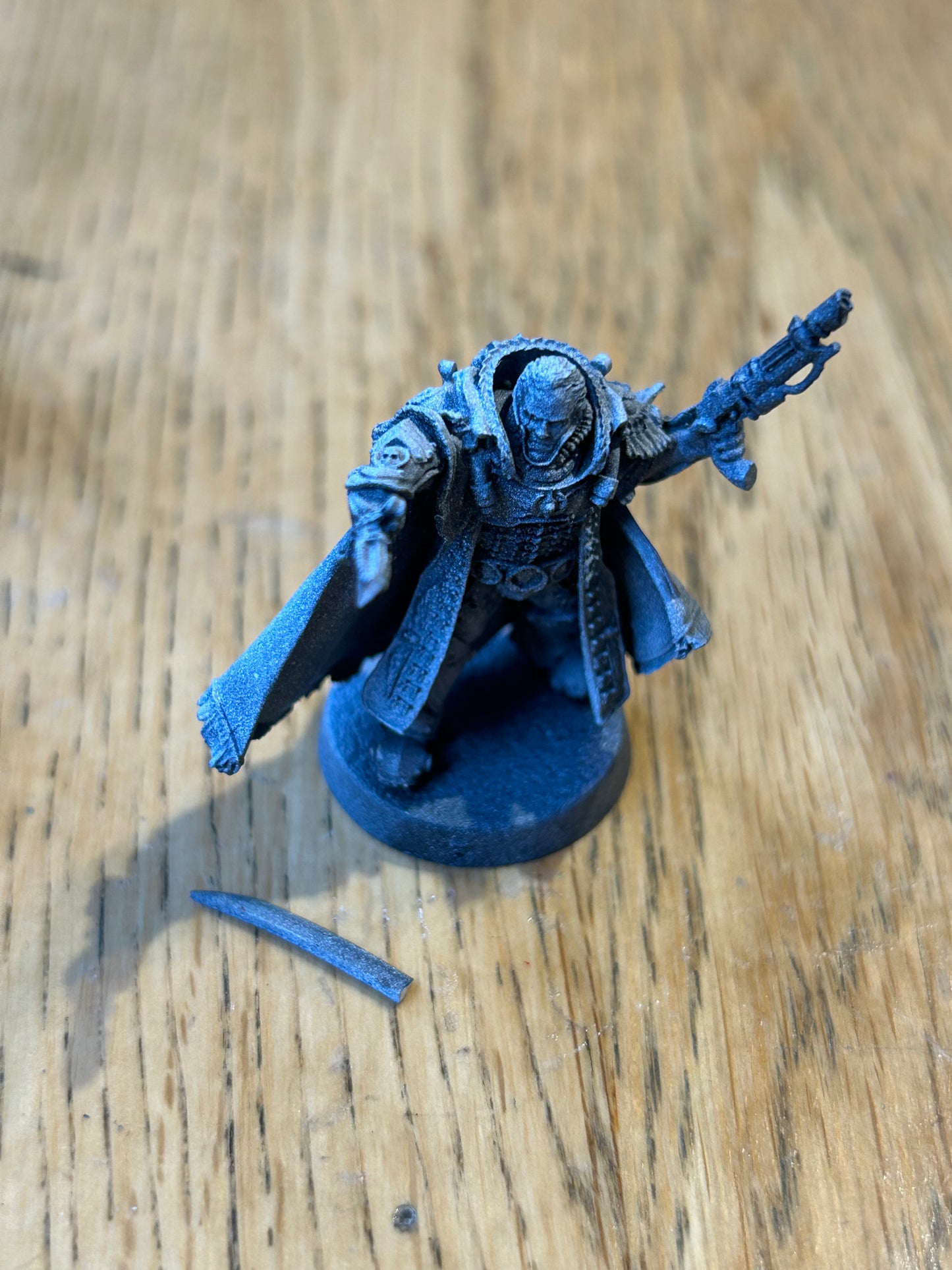 Forgeworld Oop Solar Auxilia Tactical Command Squad Warhammer (leader has broken his sword but the broken part is there to be fixed if possible)