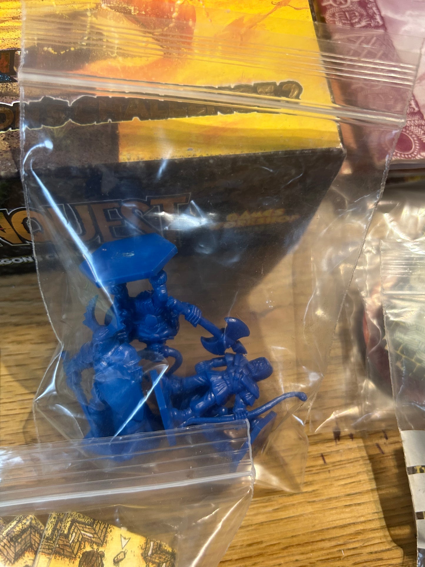 DUNGEONQUEST GAMES WORKSHOP 1987 BOARD GAME (complete except for 3 little plastic cones which can be substituted for anything)
