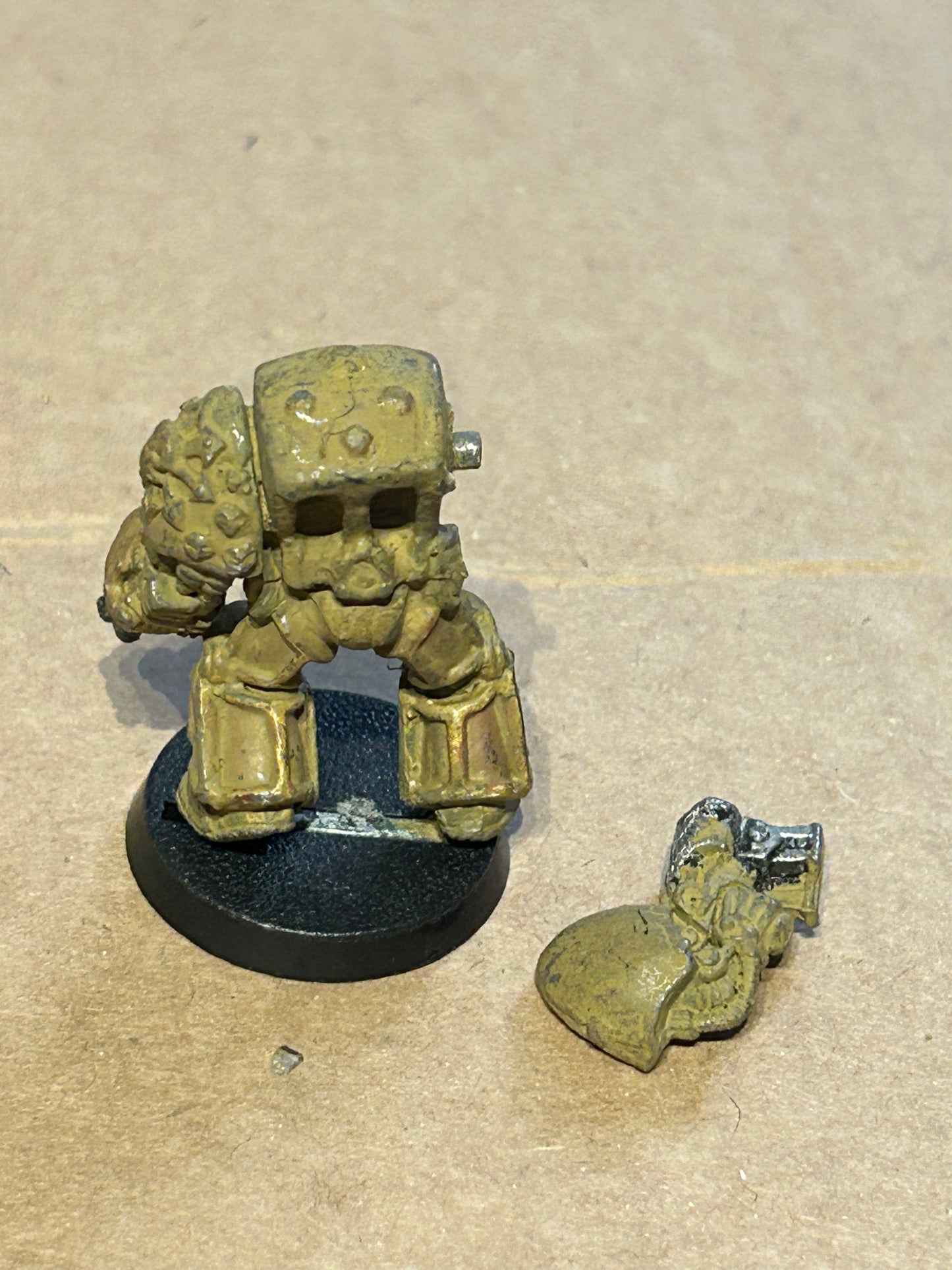 Games Workshop Warhammer 40K Metal Terminator storm bolter and chain fist