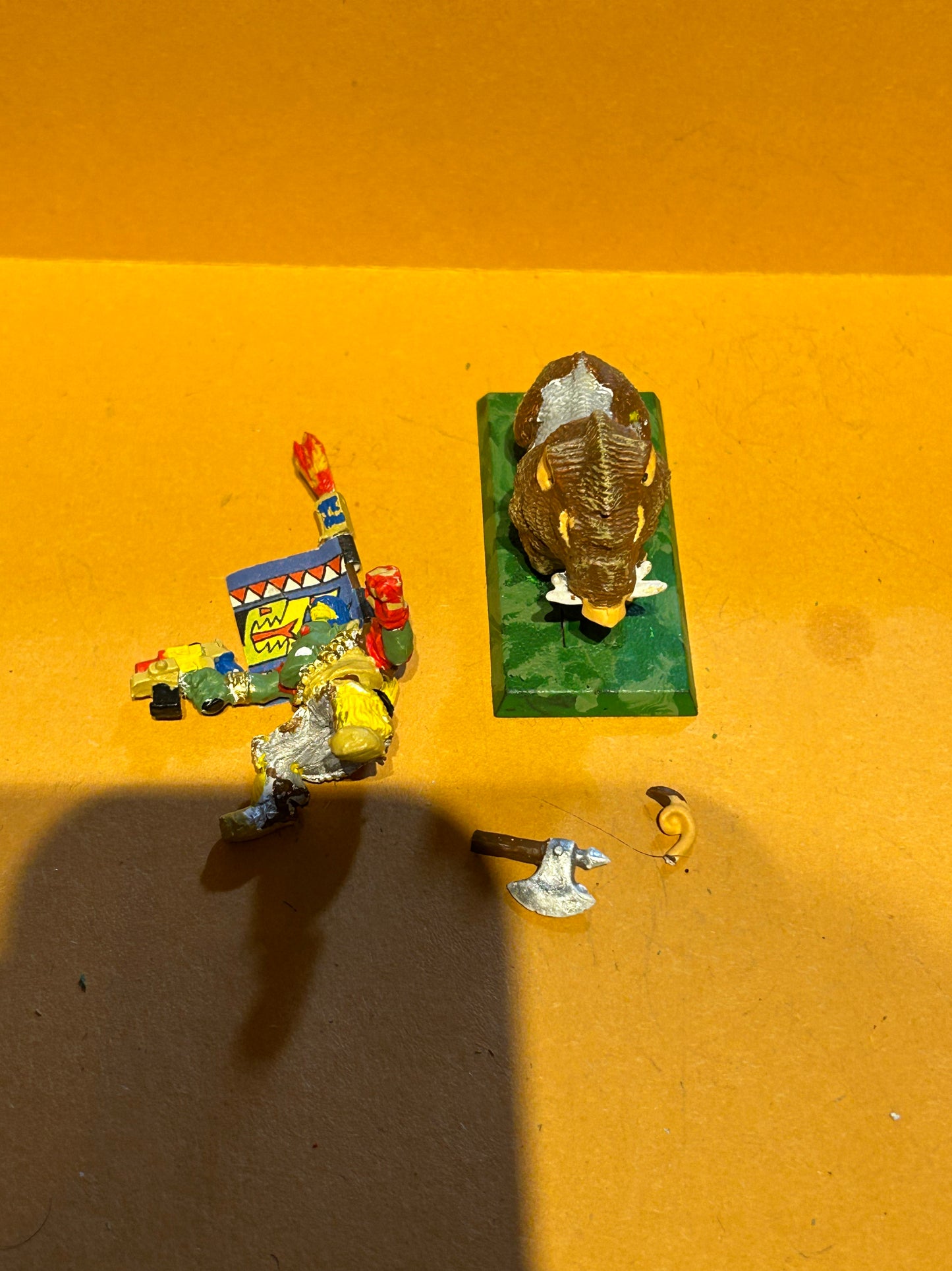 Warhammer 40K - Space Ork SNAKEBITE BOARBOY - METAL 2nd Edition Orks Boys (axe head and boar tail need regluing)