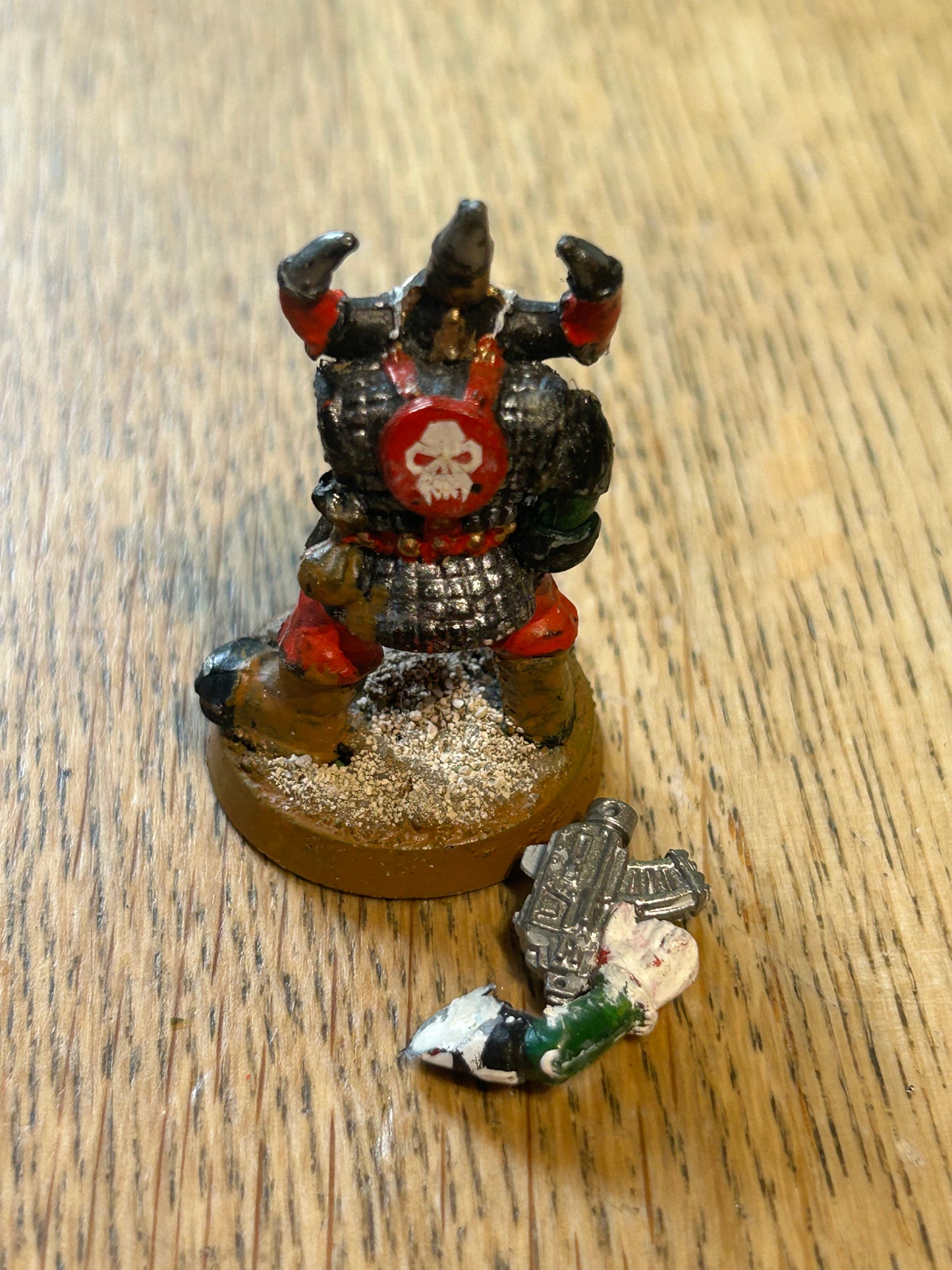 Warhammer 40k - Orks, Classic Rogue Trader - Goff Orc Skarboy, Skar Boy