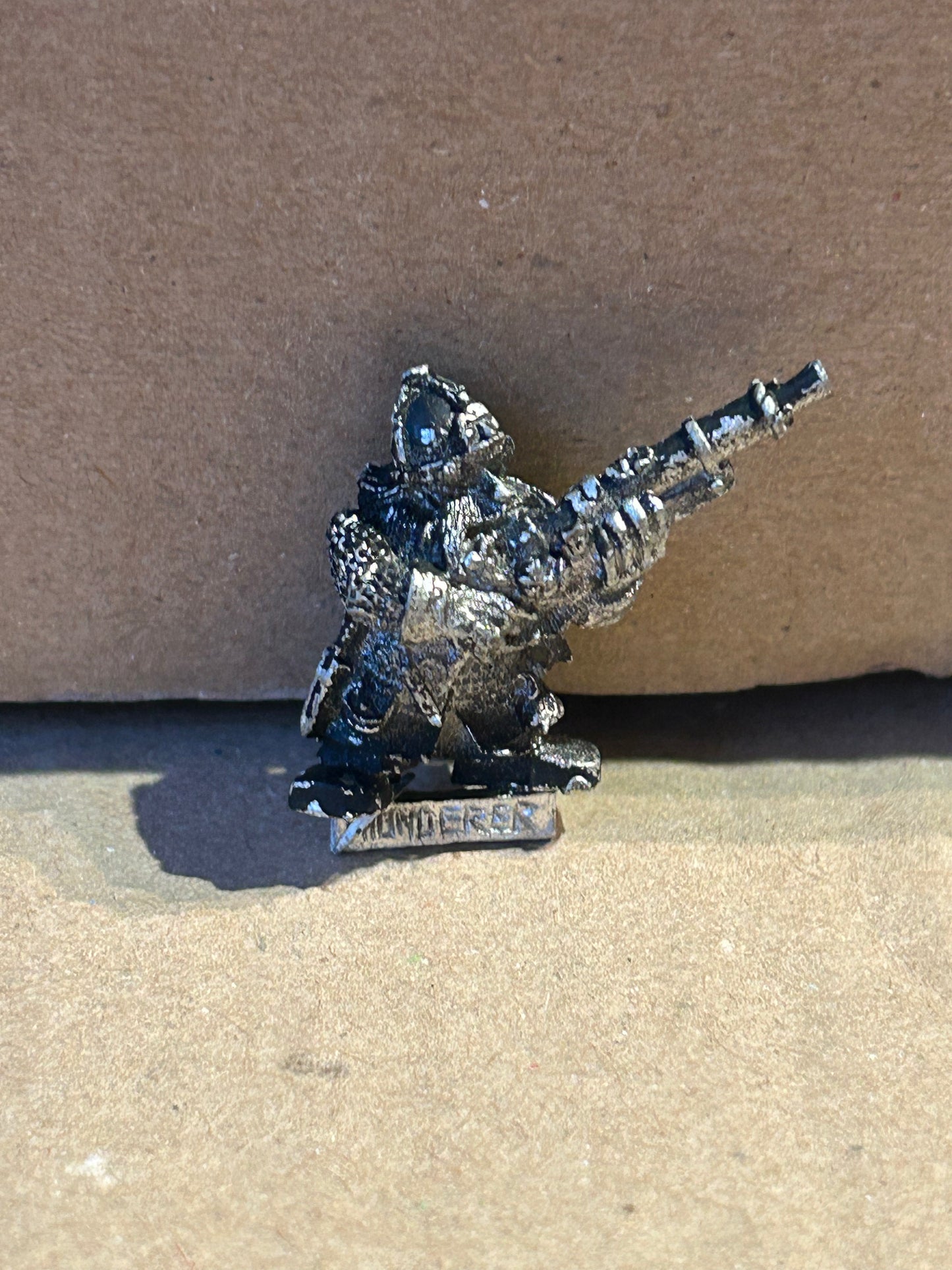 Warhammer fantasy dwarf thunderer