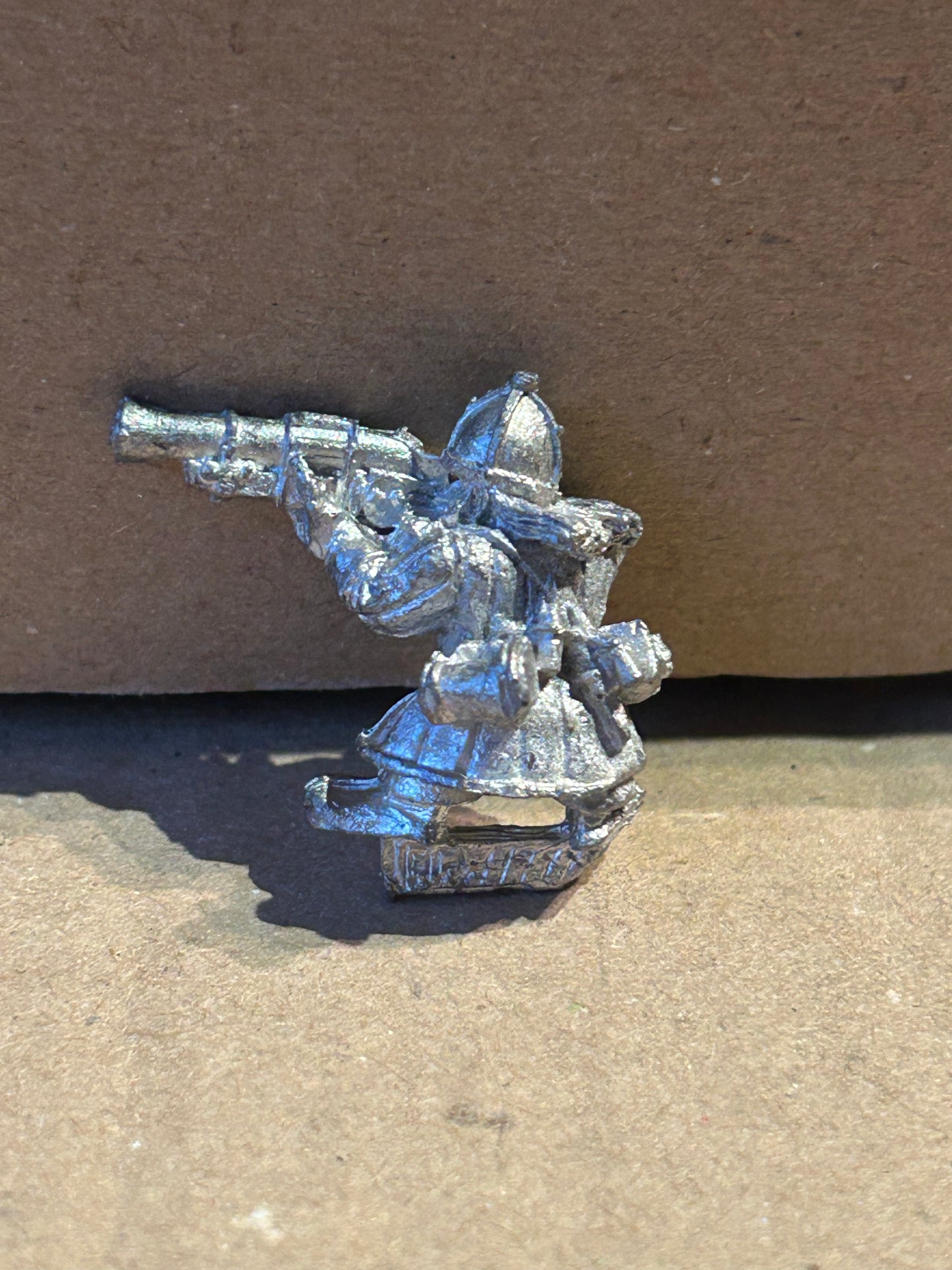 Warhammer fantasy dwarf thunderer