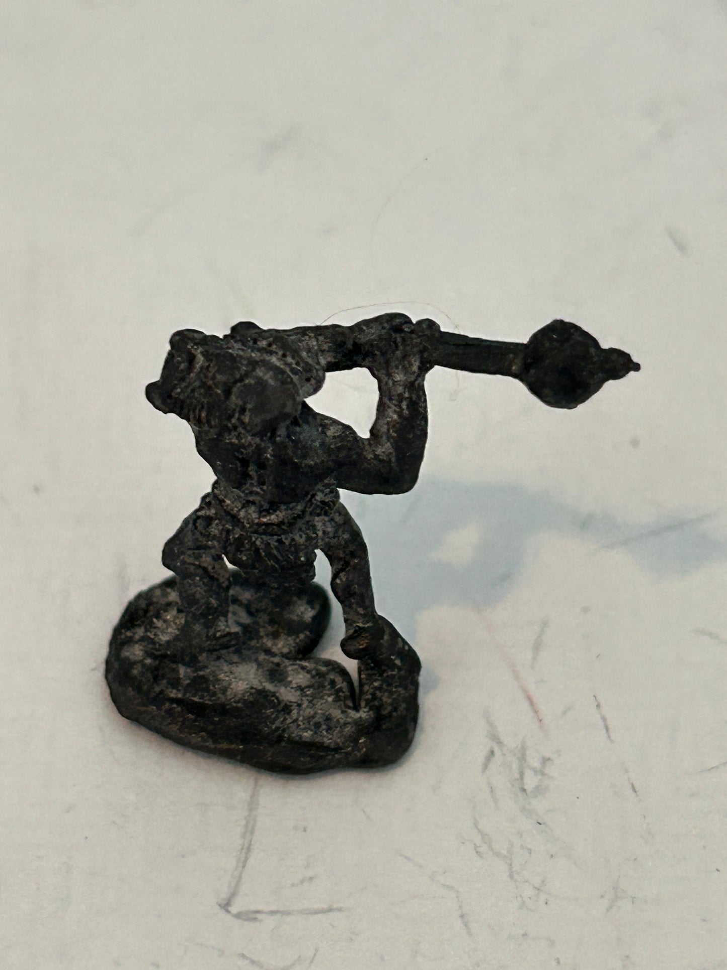 Pre-slotta Citadel Miniatures C14 Lesser Goblin swinging mace