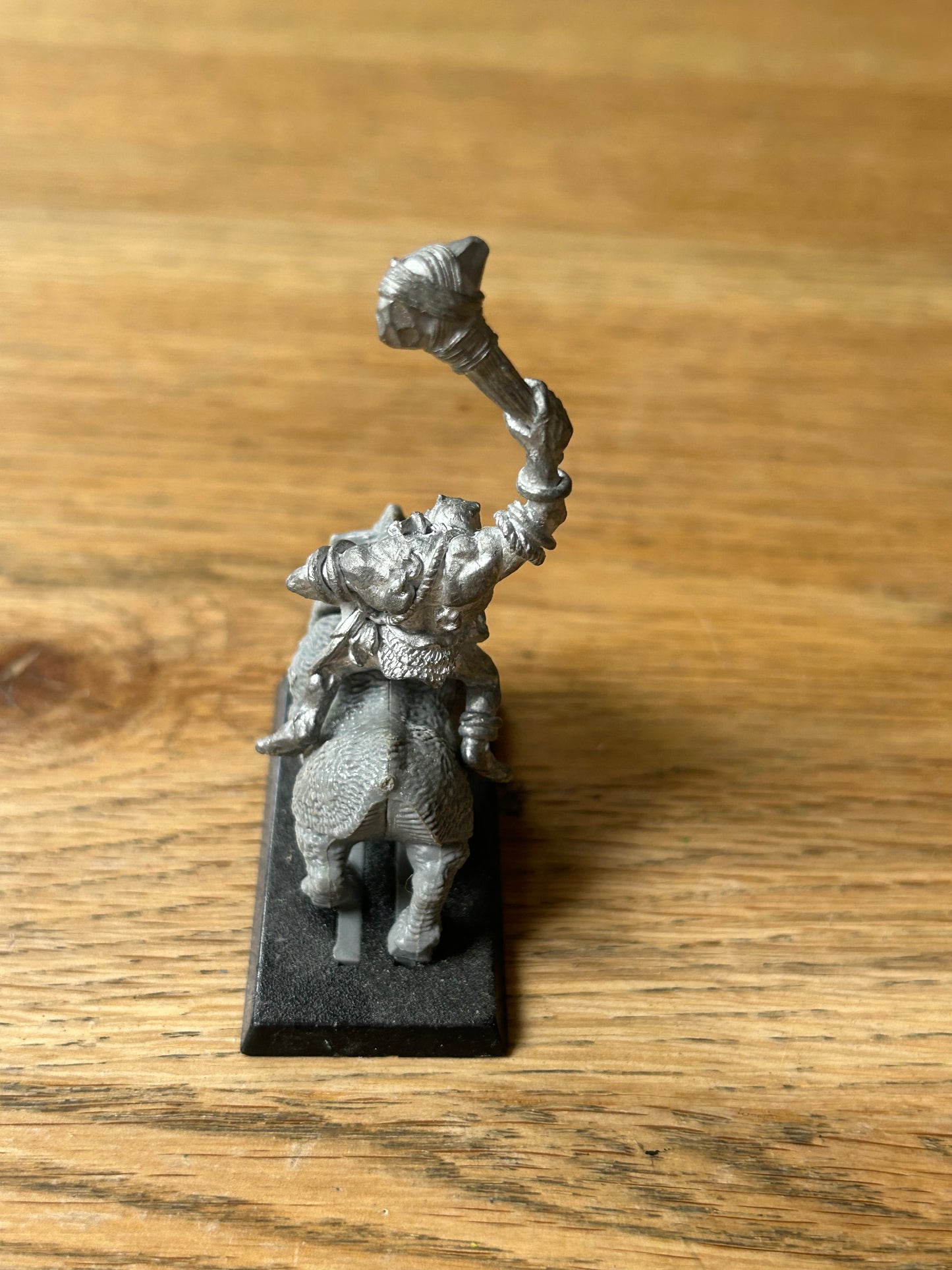 Warhammer Fantasy Battles Old World Savage Orc Boar Boy with club Games Workshop