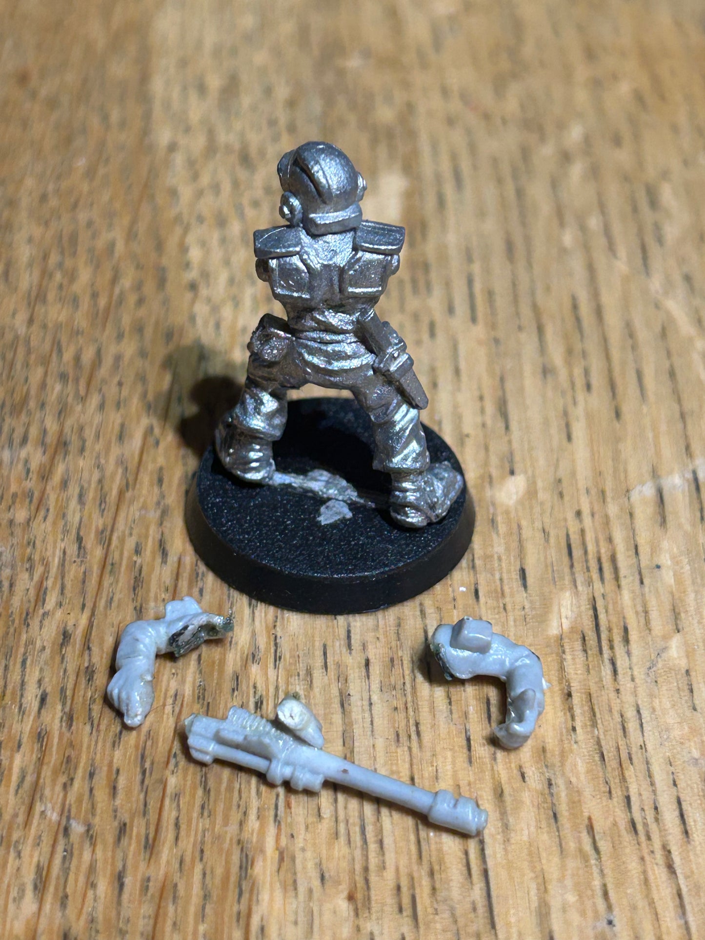 Rogue Trader Warhammer 40k imperial guard trooper