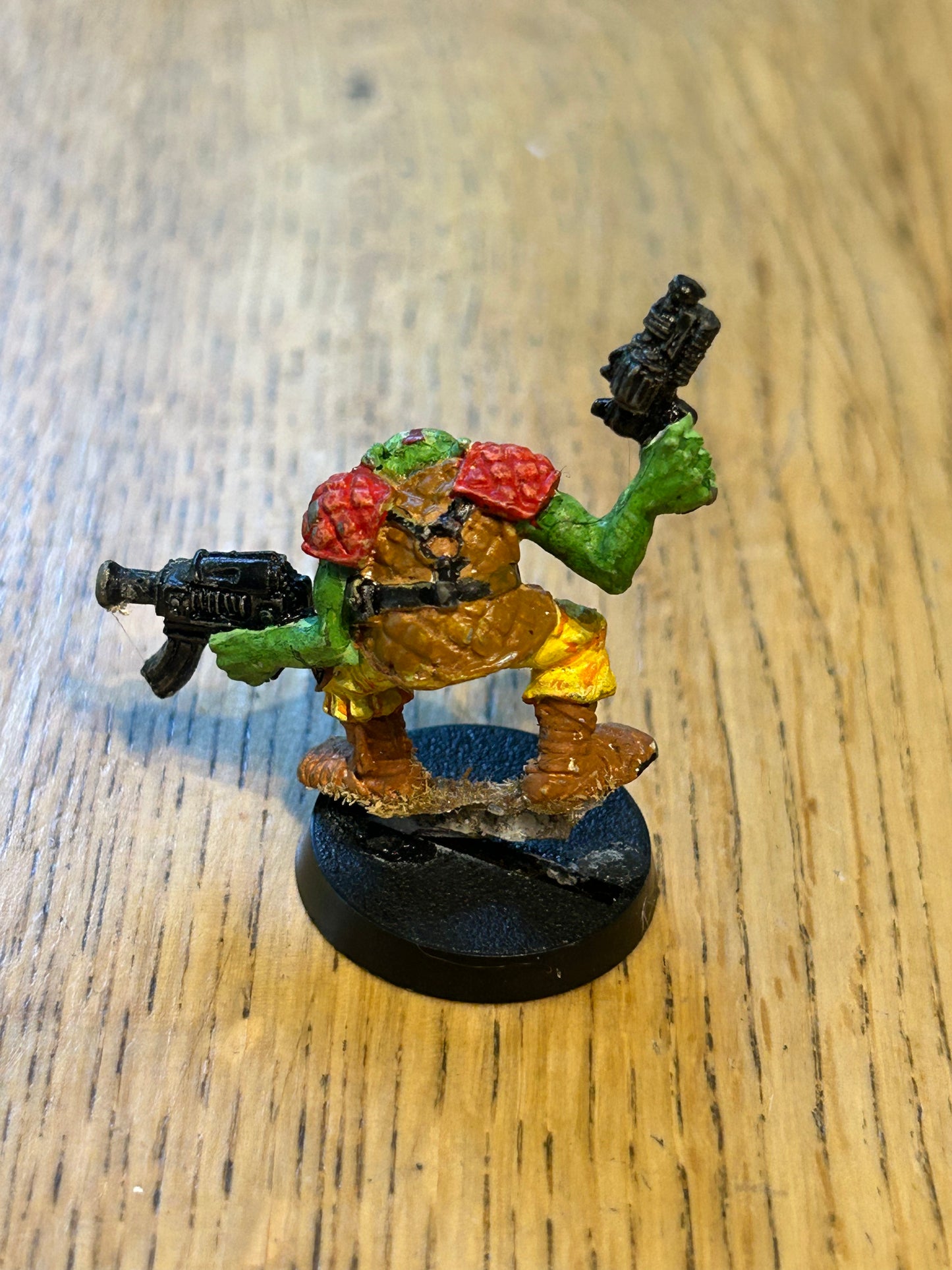 Warhammer 40k Space Ork Orks Bolt Pistol and Bolta 070510 Rogue Trader 1991 GW
