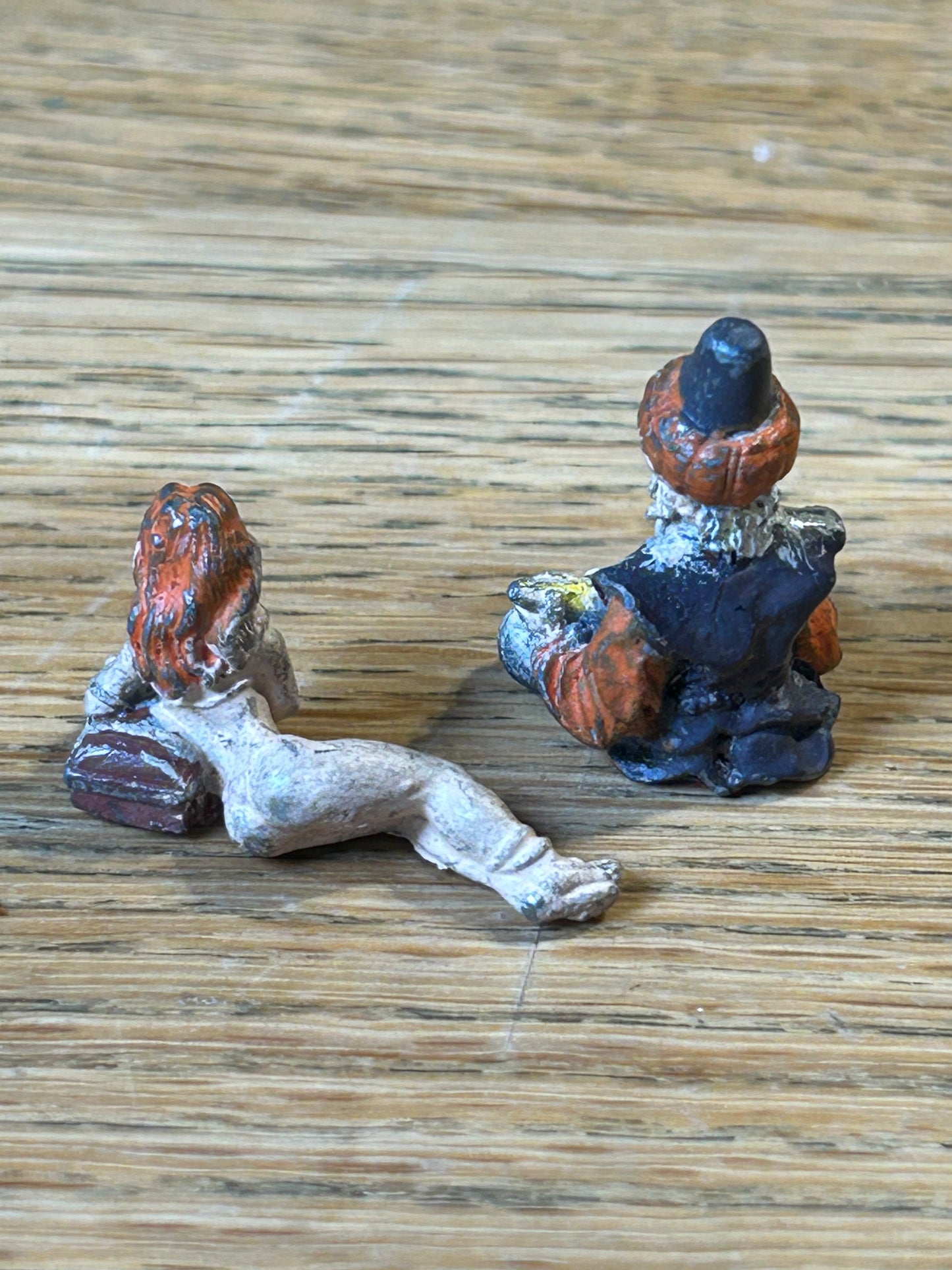 Vintage Grenadier FA132 Wizard and assistant (no flying carpet) Fantasy Lords