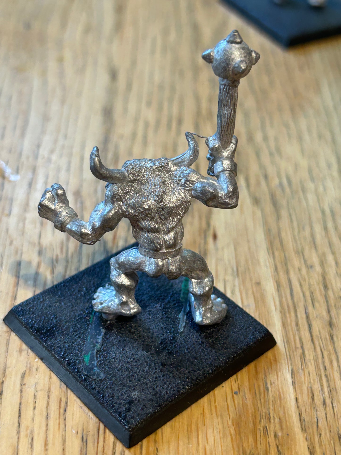 Citadel Warhammer 80s Marauder MM42 Minotaur B with mace