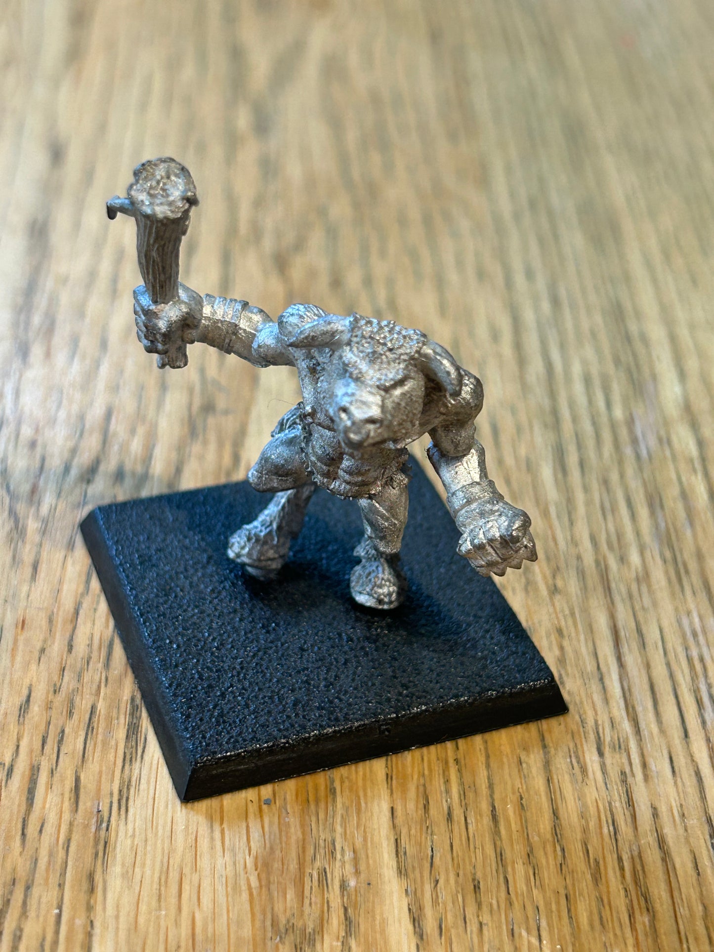 Citadel Warhammer 80s Marauder MM42 Minotaur A with spiked club