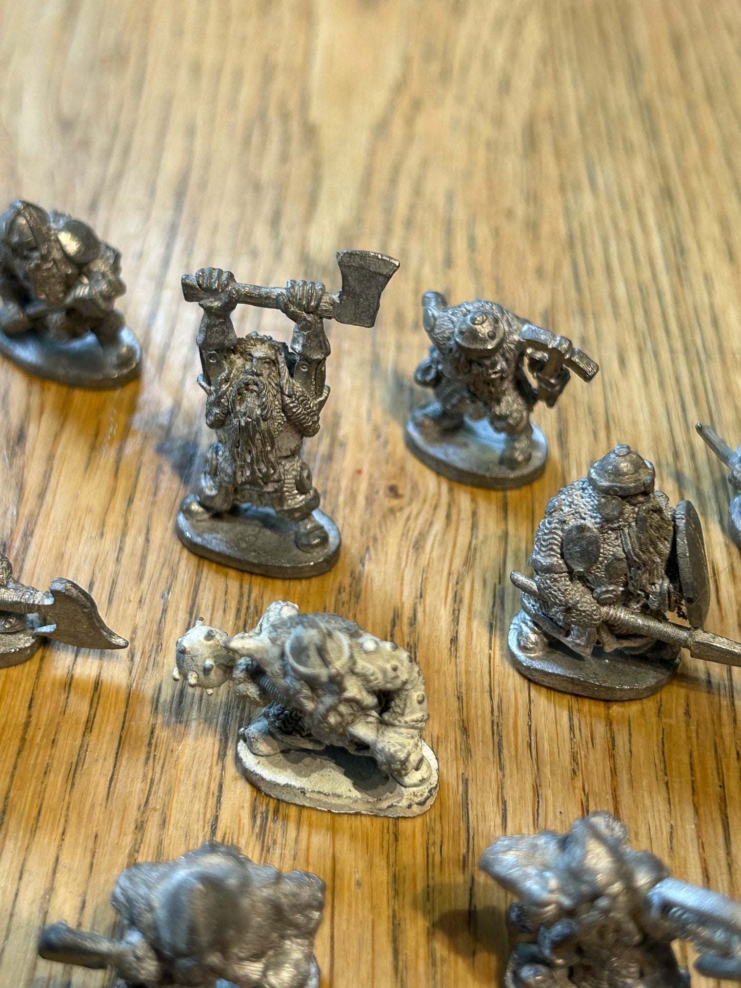 Grenadier models fantasy lords dwarf regiment (21 dwarf models, one with a broken weapon)