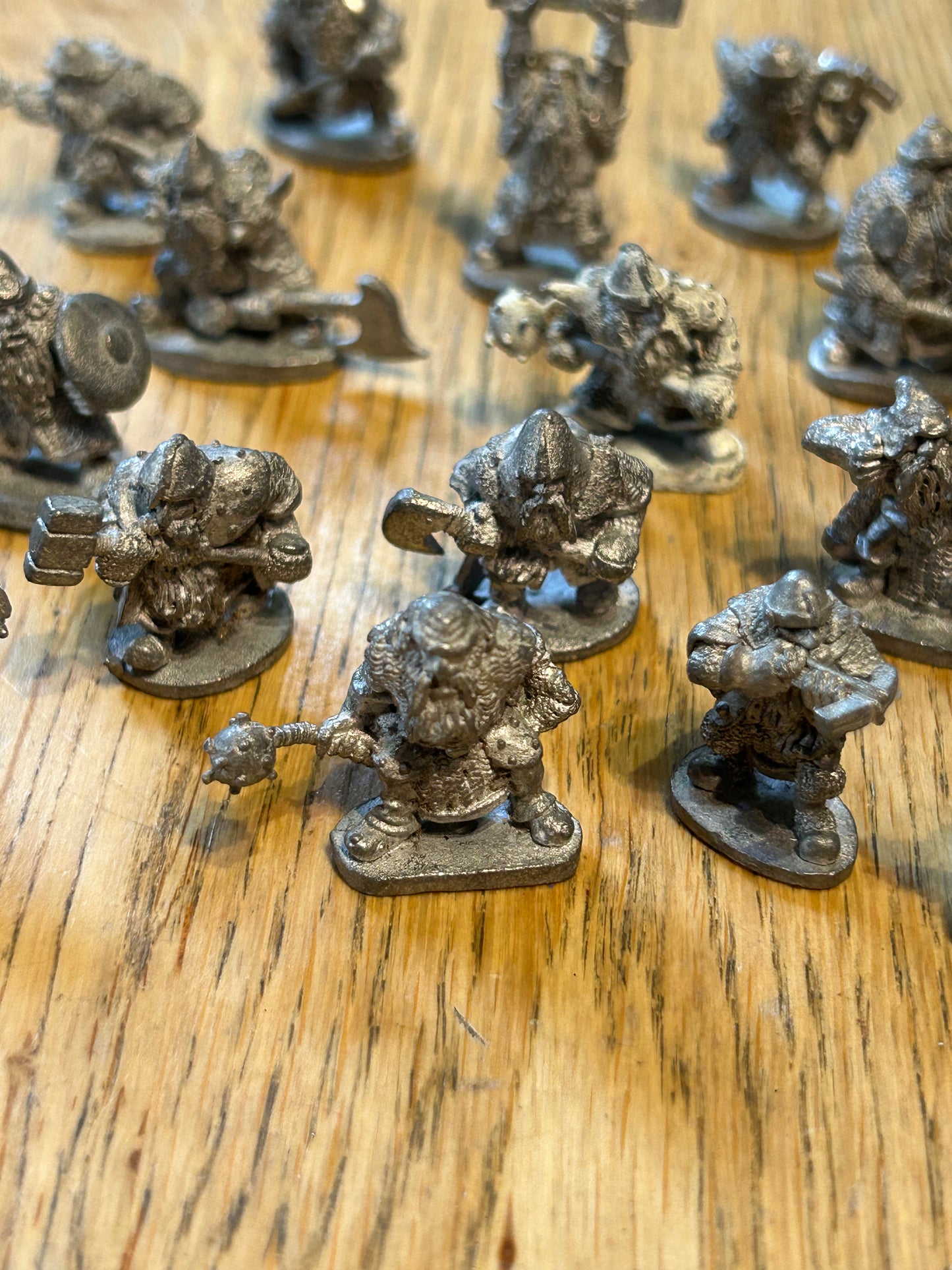 Grenadier models fantasy lords dwarf regiment (21 dwarf models, one with a broken weapon)
