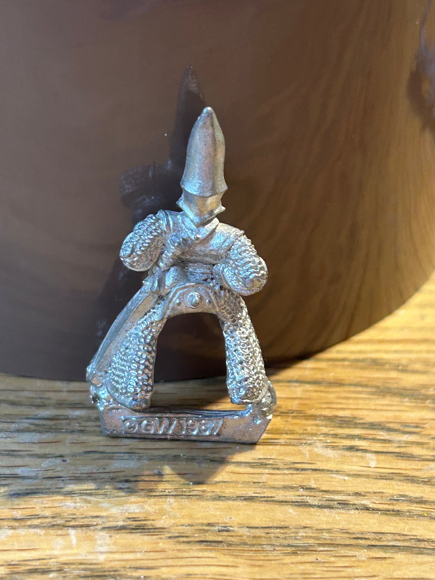 Warhammer fantasy 0405/12
Edrifan Fleetfoot missing the plug-in plastic hand with spear