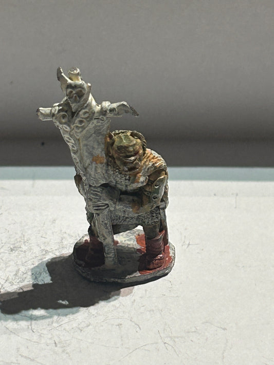 Citadel GW Chronicle CM21 Orc Standard Bearer 1980s Metal Pre Slotta warhammer fantasy