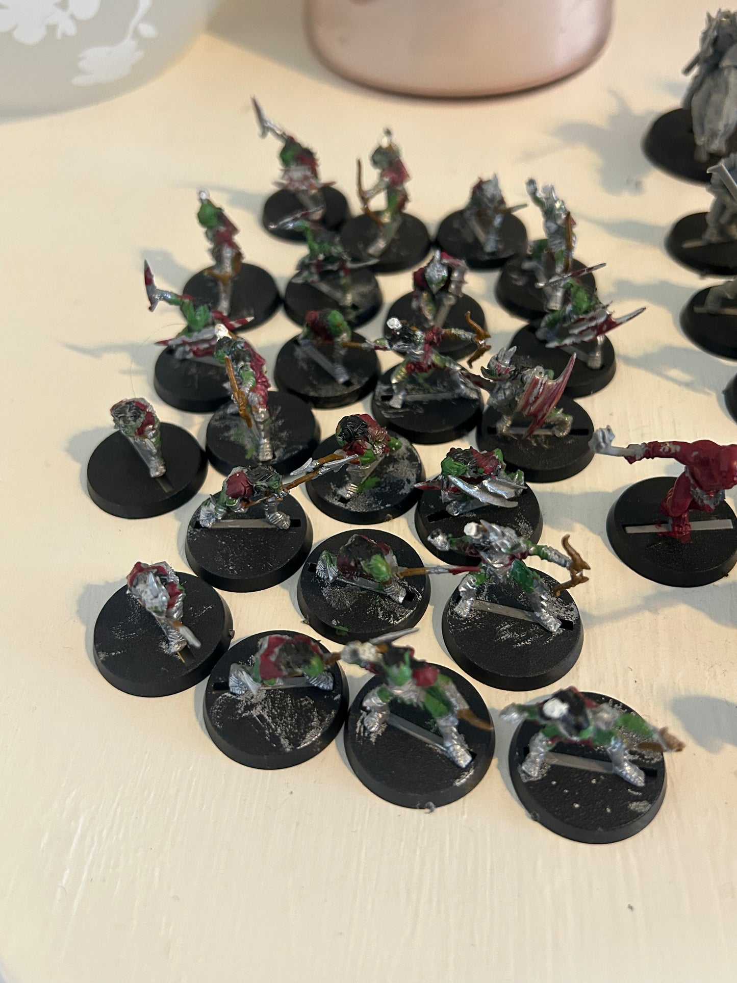 MESBG large evil ork Uruk Hai and goblin army (1 troll, 23 goblins, 2 warg riders, 76 orcs/uruk hai, plus 9 damaged models)