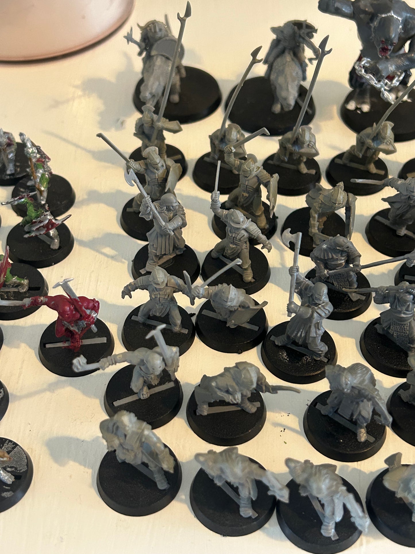 MESBG large evil ork Uruk Hai and goblin army (1 troll, 23 goblins, 2 warg riders, 76 orcs/uruk hai, plus 9 damaged models)