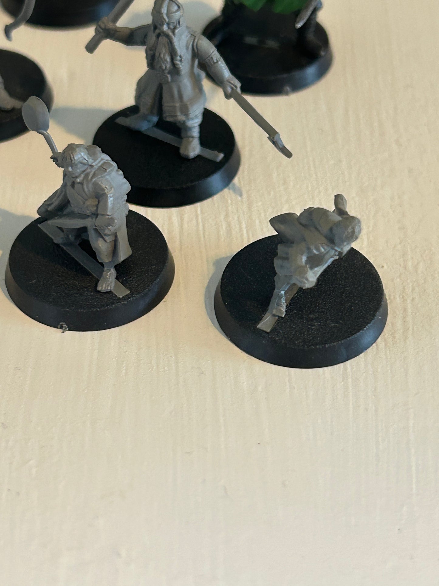 MESBG Lord of the rings fellowship of the ring (one hobbit has a slightly damaged ankle)