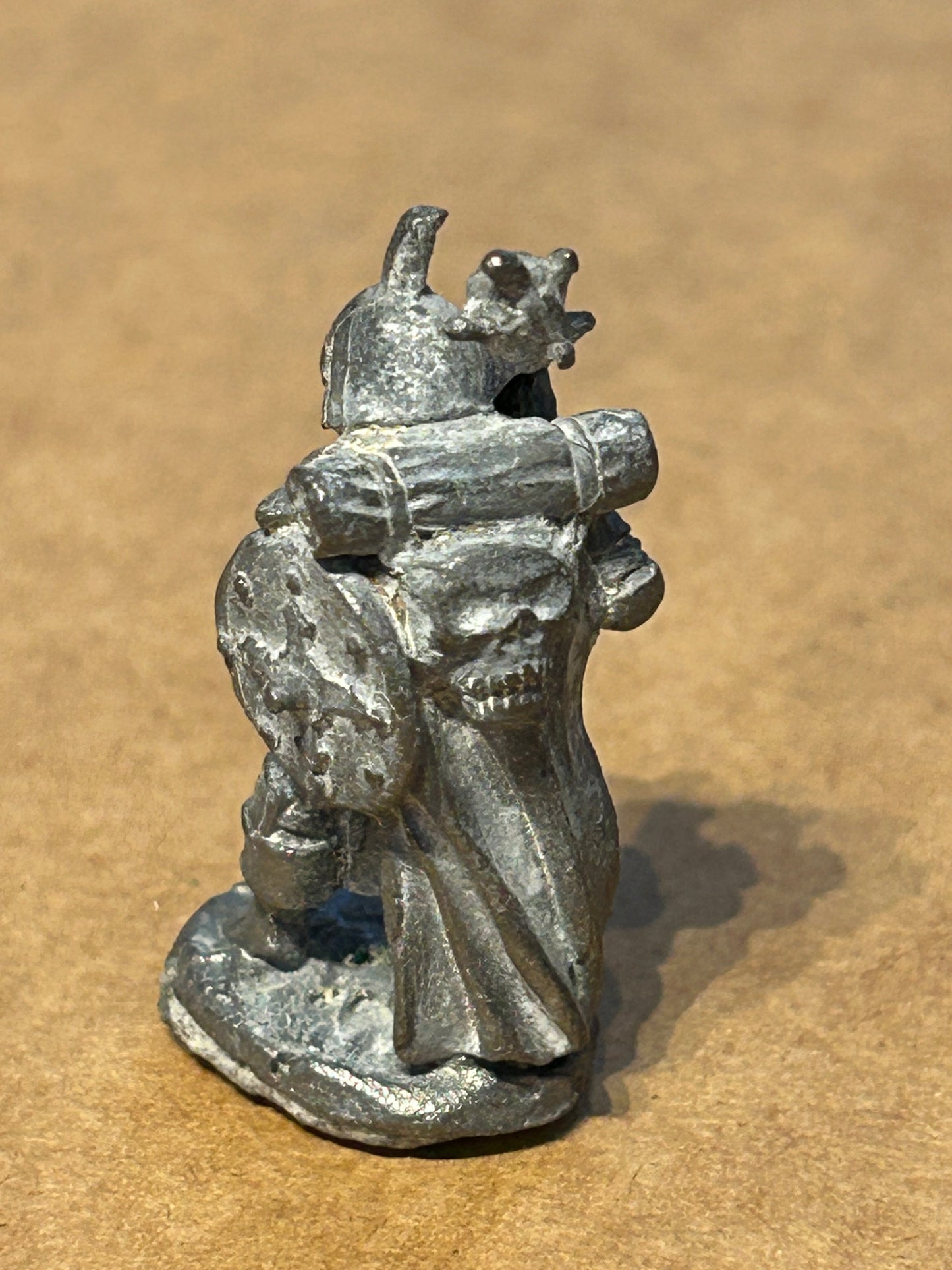 Warhammer fantasy c01 chaos fighter secart the searcher uncommon variant