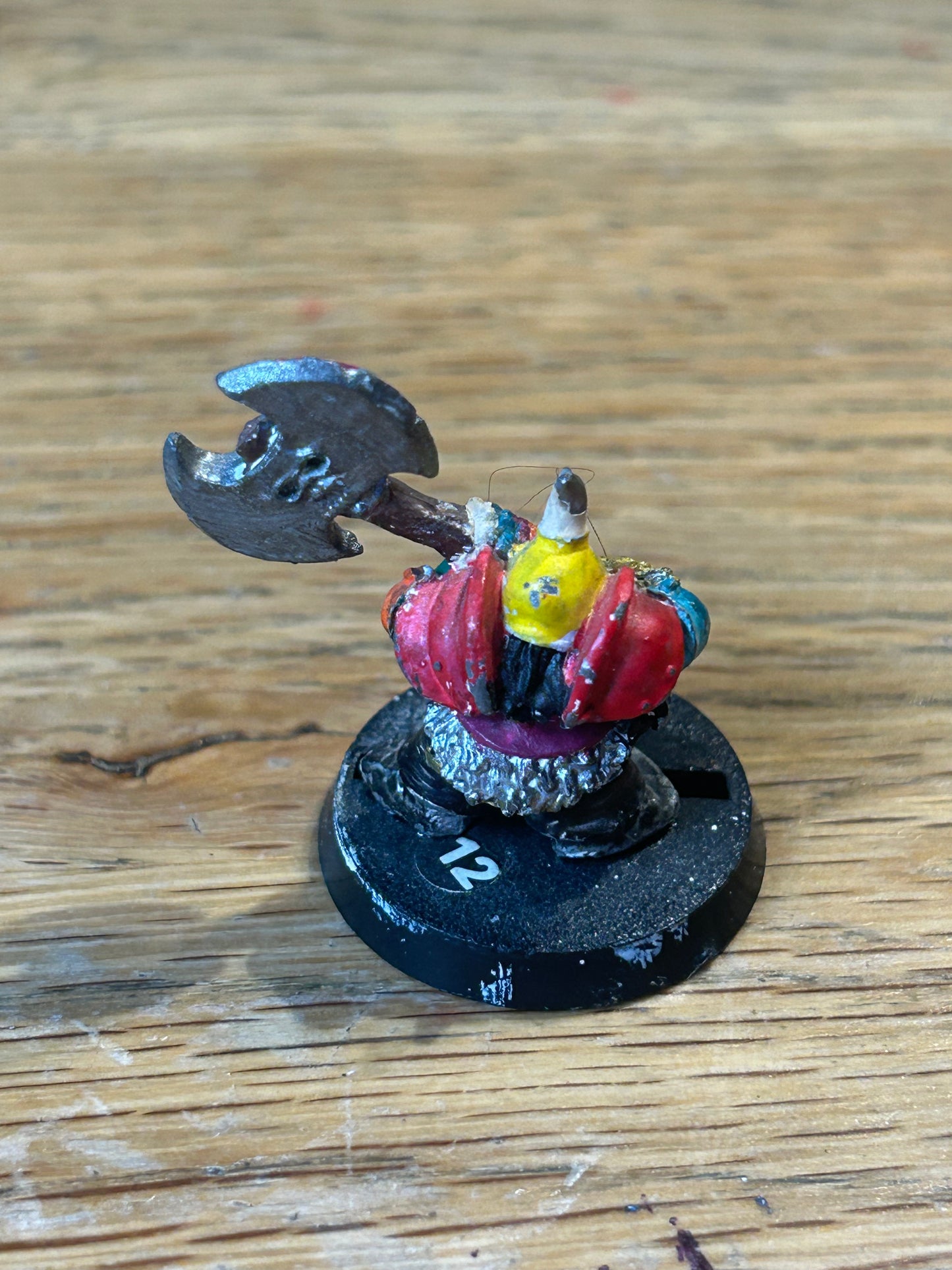 Warhammer fantasy marauder miniatures chaos dwarfs CD 20 (19?) Horned Helmet, w. Two-Handed Axe (MM90/5d)