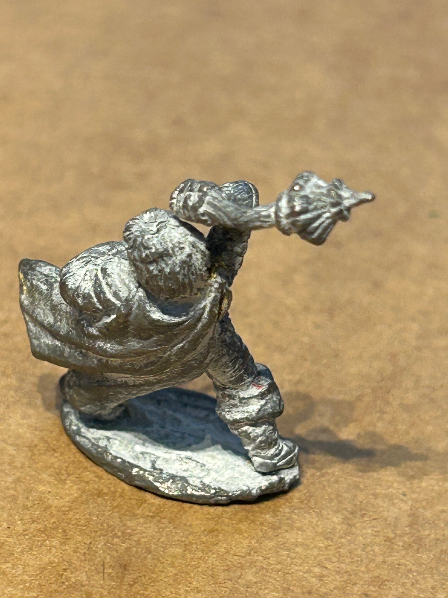 Games Workshop Citadel WF6 Chaotic General Manager Attacking with Mace Scarce