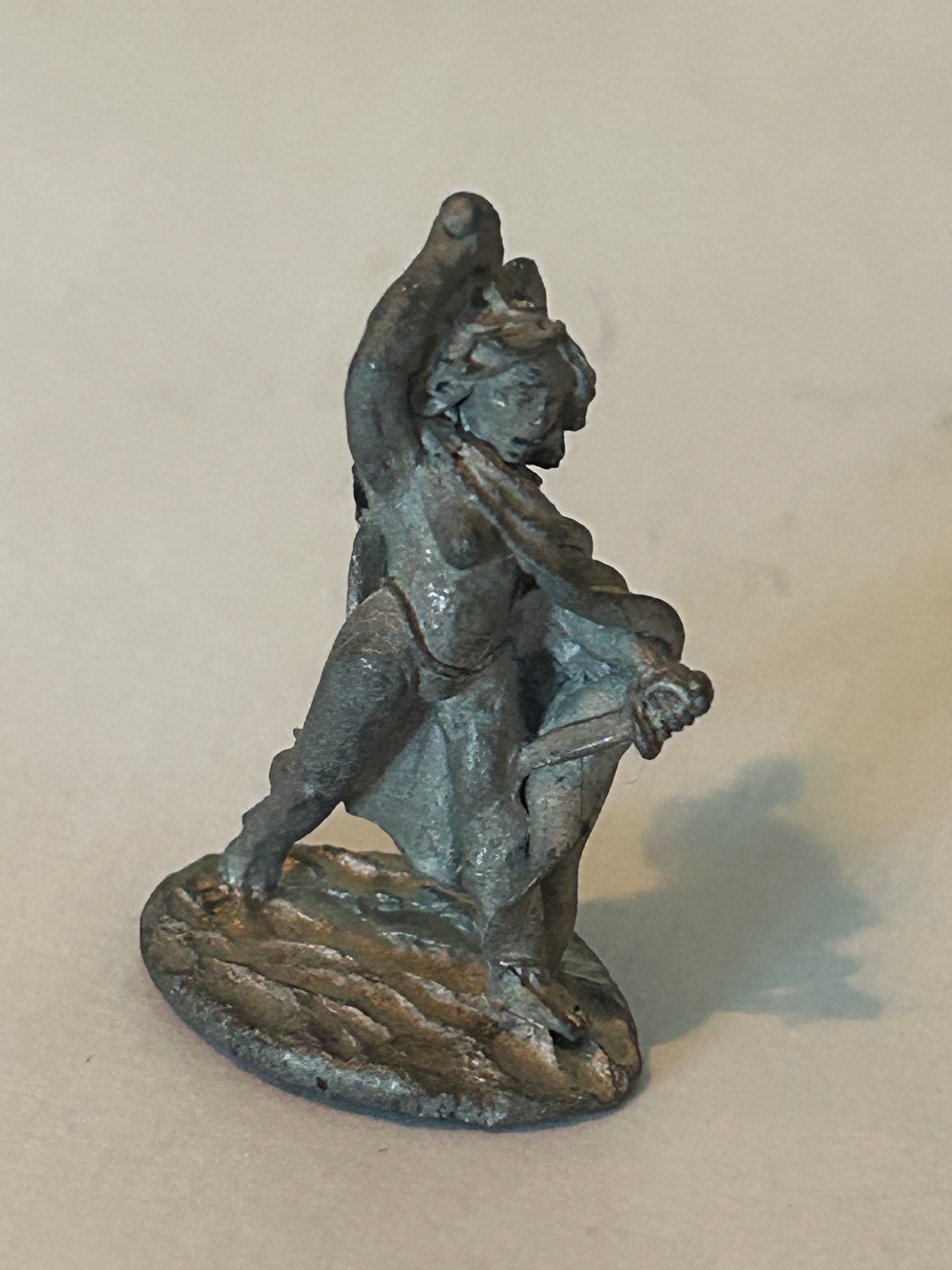 Citadel FF39 Amazon Berserker with Dagger Fiend Factory Fantasy Female Figure GW