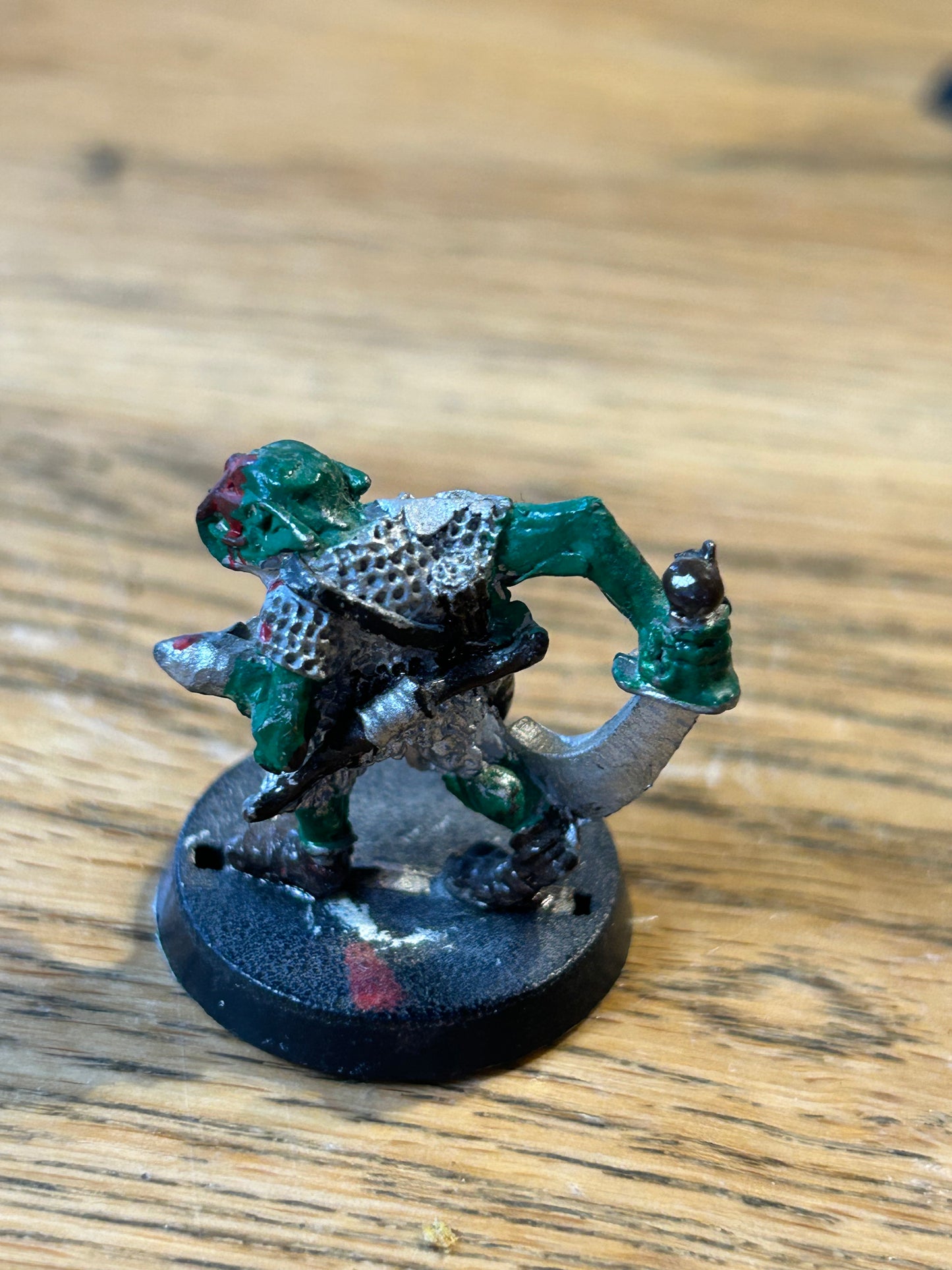 Citadel Warhammer 80s LOTR ME42 Orc of the White Hand with sword