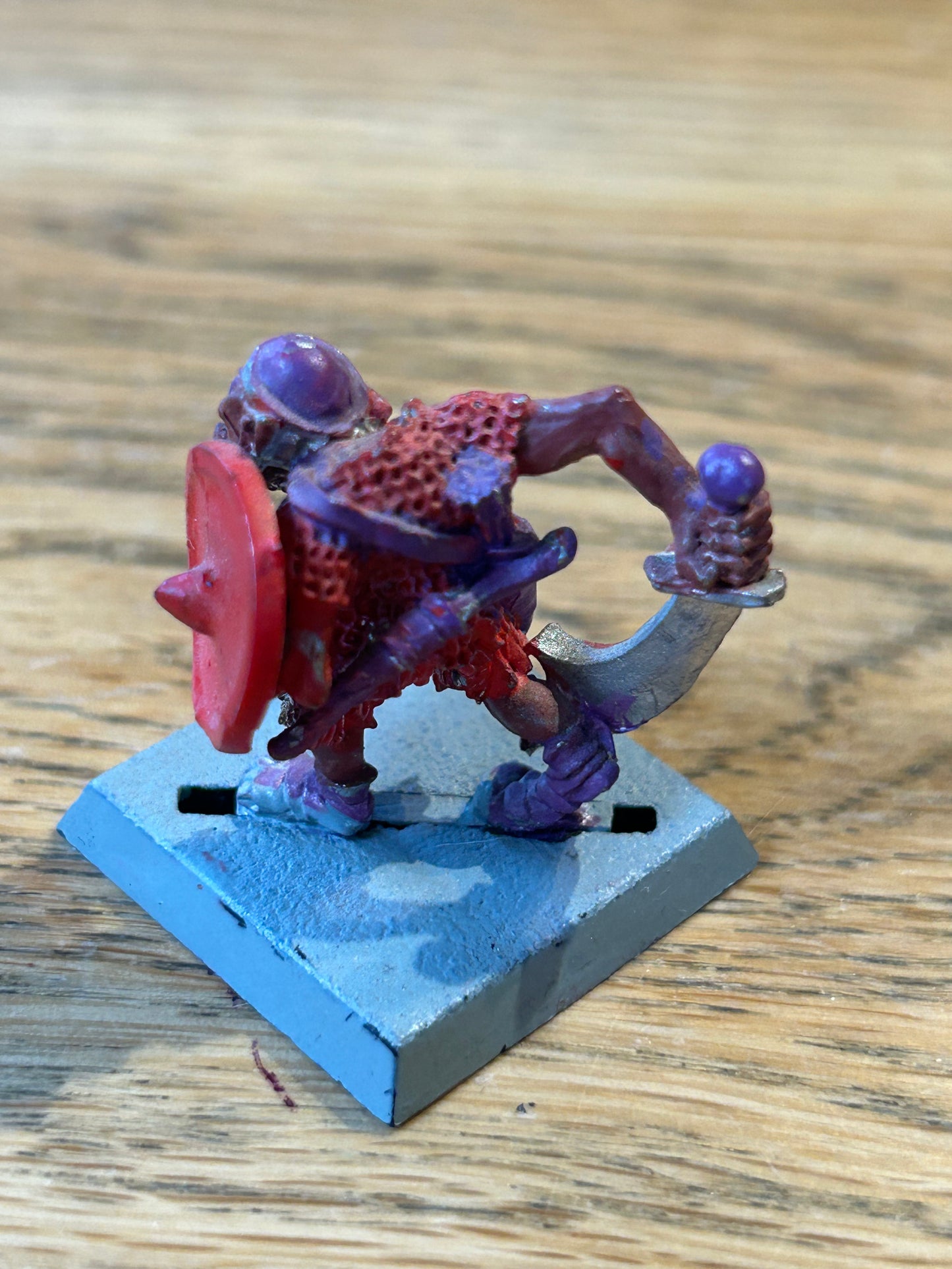 Citadel Warhammer 80s LOTR ME42 Orc of the White Hand with sword