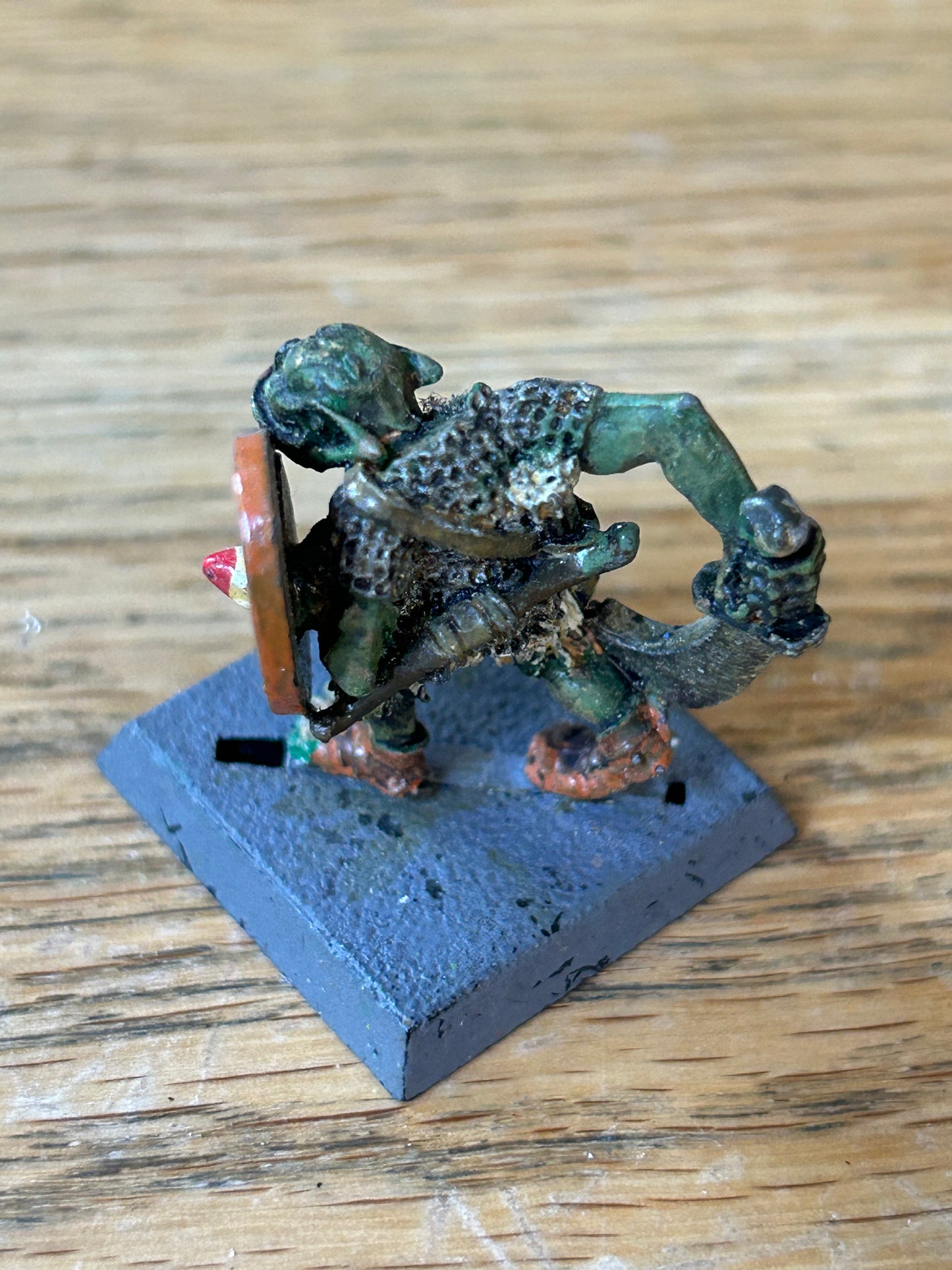 Citadel Warhammer 80s LOTR ME42 Orc of the White Hand with sword
