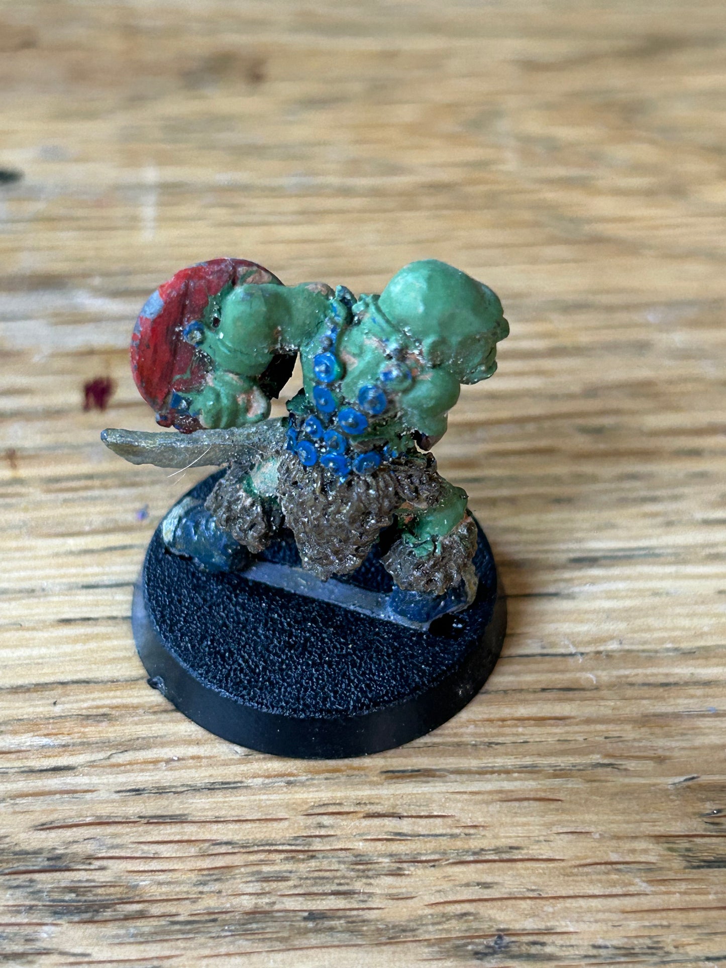Half Orc of Saruman ME43 Citadel 1986 metal warhammer fantasy with sword and shield