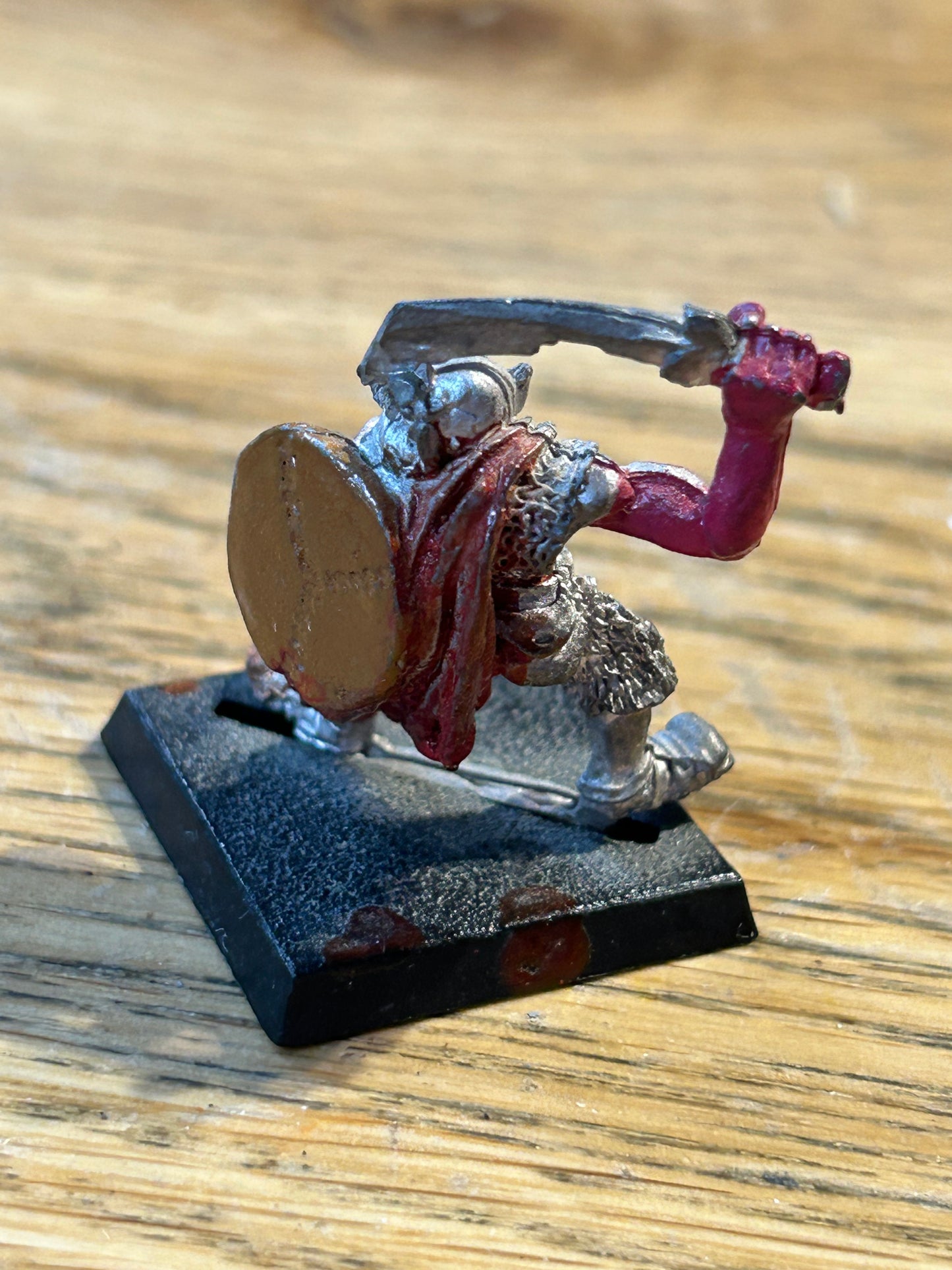 Citadel Warhammer 80s LOTR ME42 Orc of the White Hand with sword