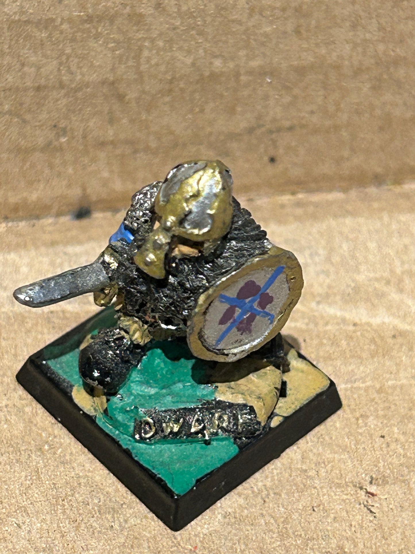 Citadel miniatures warhammer fantasy preslotta dwarf with sword and shield