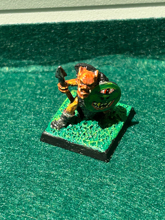 Warhammer Fantasy Battles Old World Orc Warrior shield bearer Metal