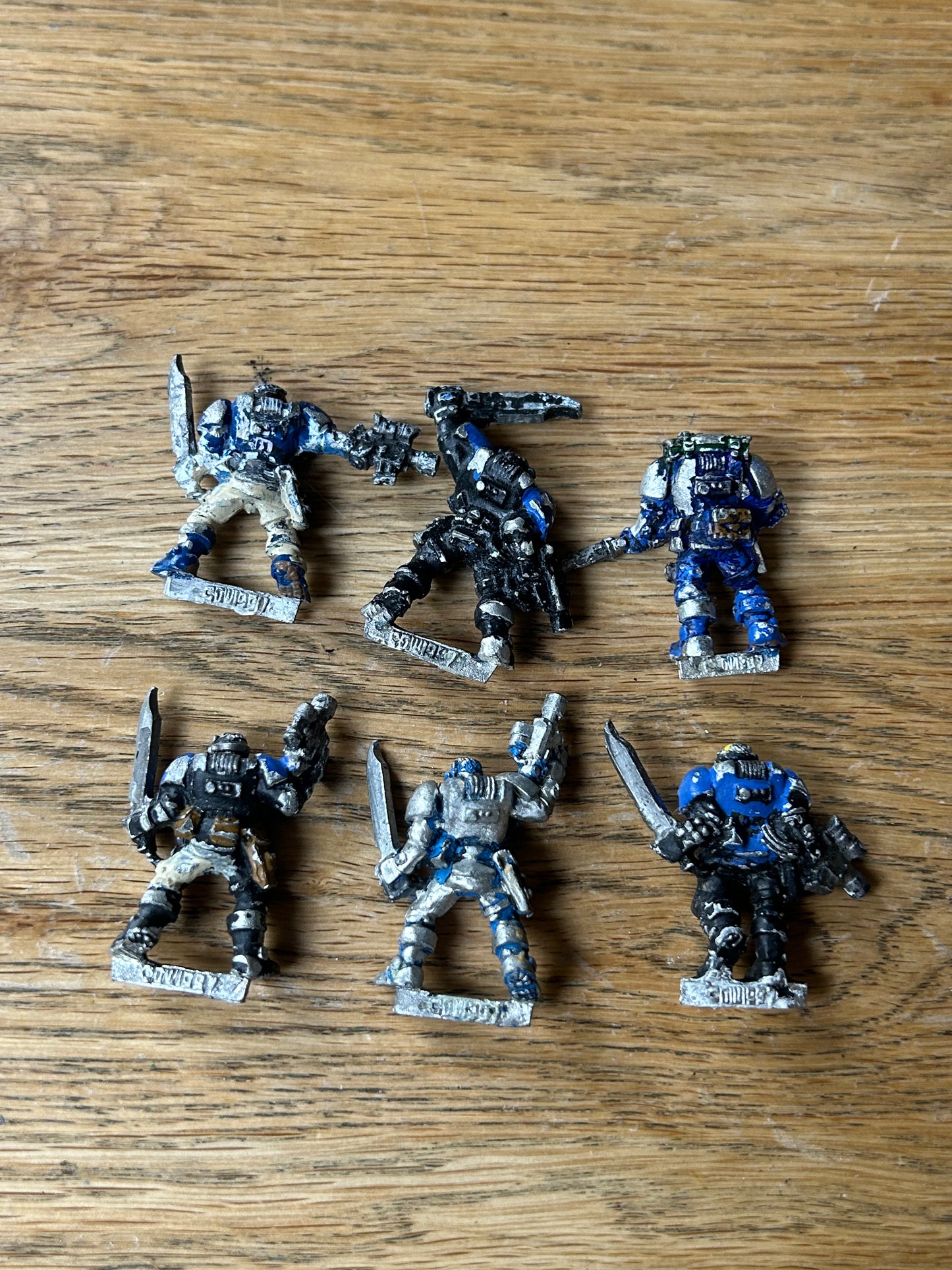 Warhammer 40k space marine scout squad (6 models) all have some wear and need stripping
