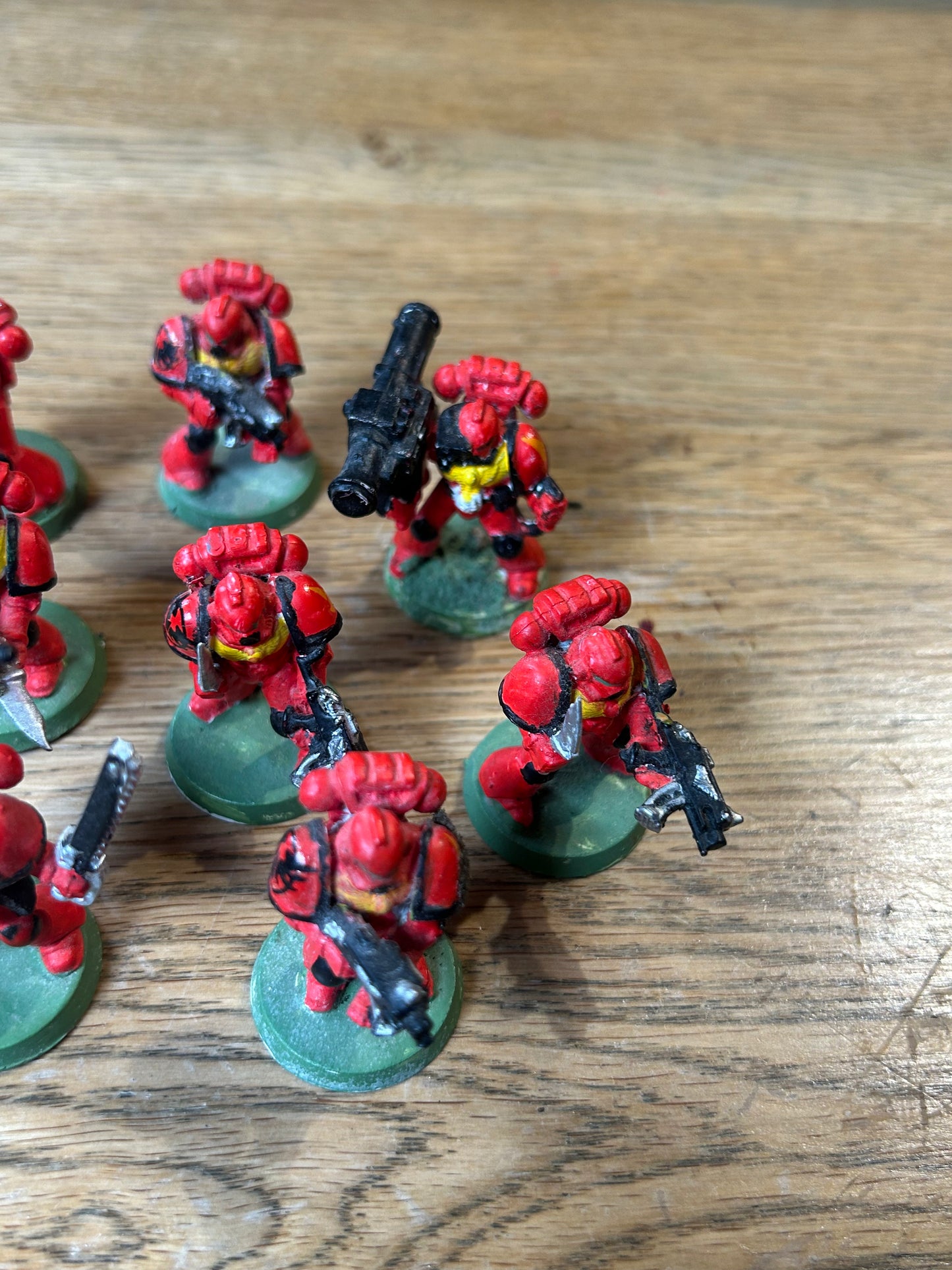 Warhammer 40k second edition tactical marines with heavy and sergeant (sergeant needs hand reattaching as it broke off) 8 marines in total